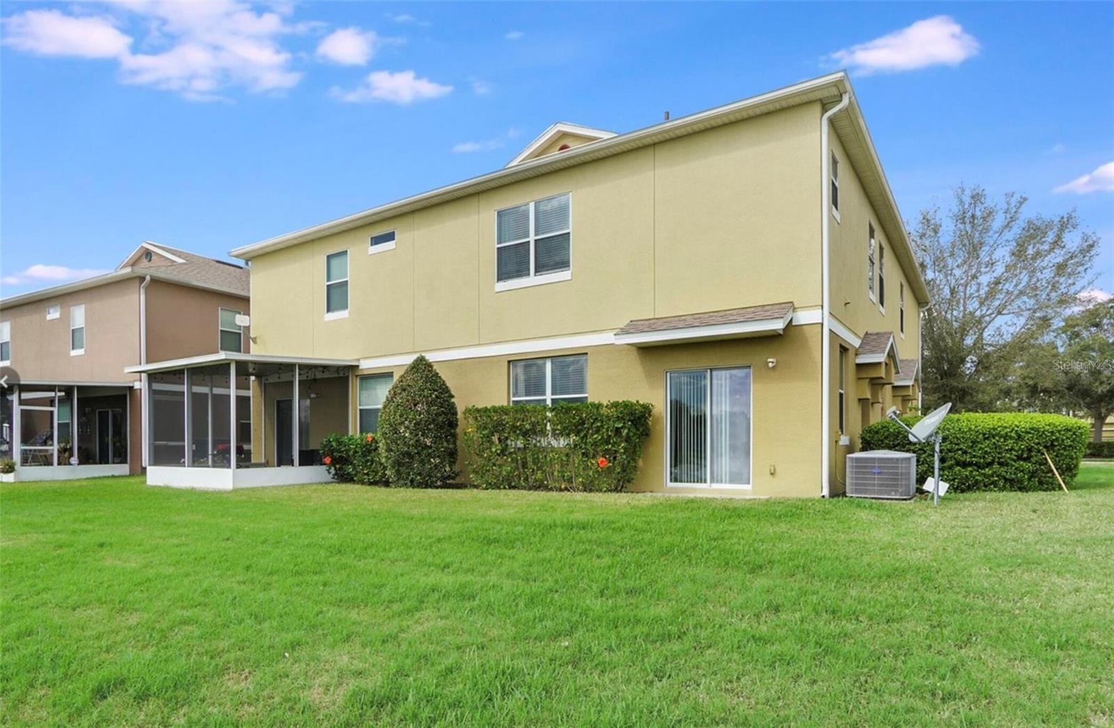 Image 22 of 30 For 1604 Scarlet Oak Loop 63b