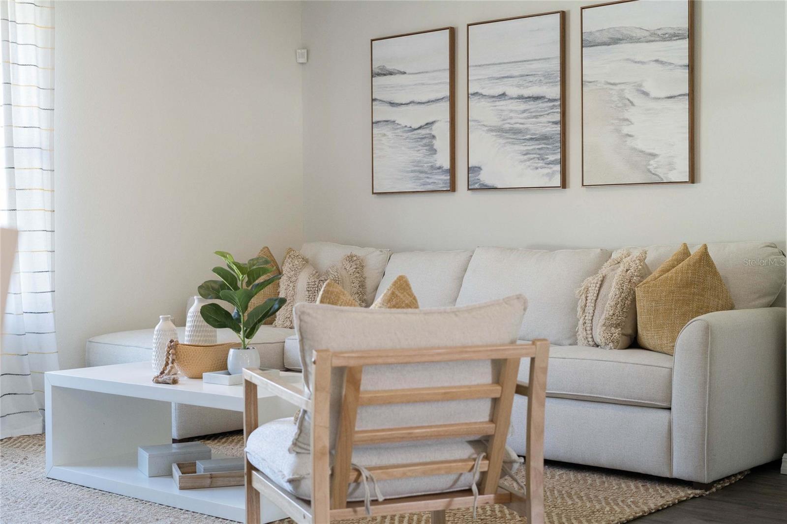 Image 18 of 39 For 8595 Cape Fox Cove