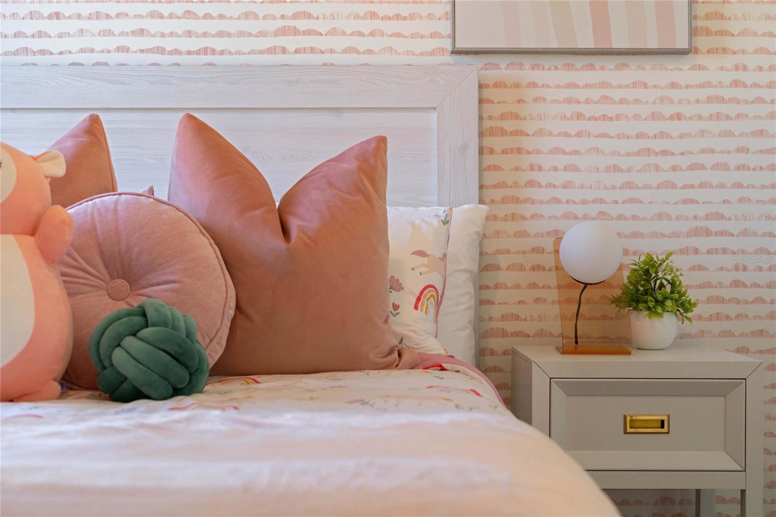 Image 30 of 39 For 8595 Cape Fox Cove