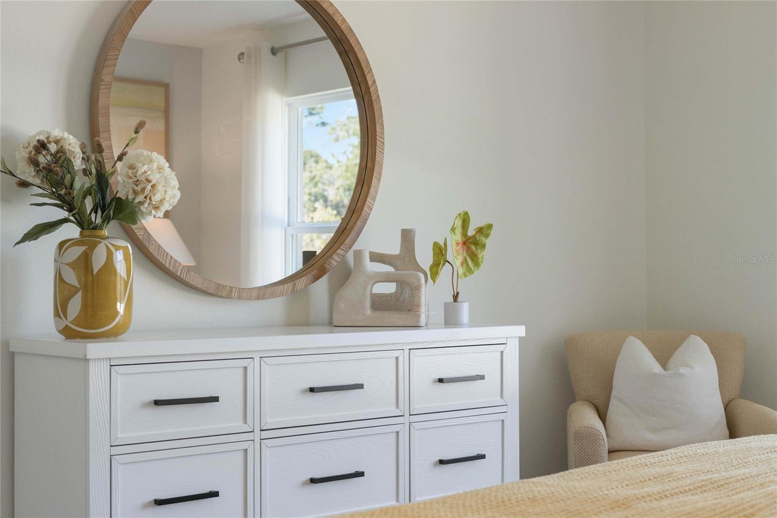 Image 36 of 39 For 8595 Cape Fox Cove