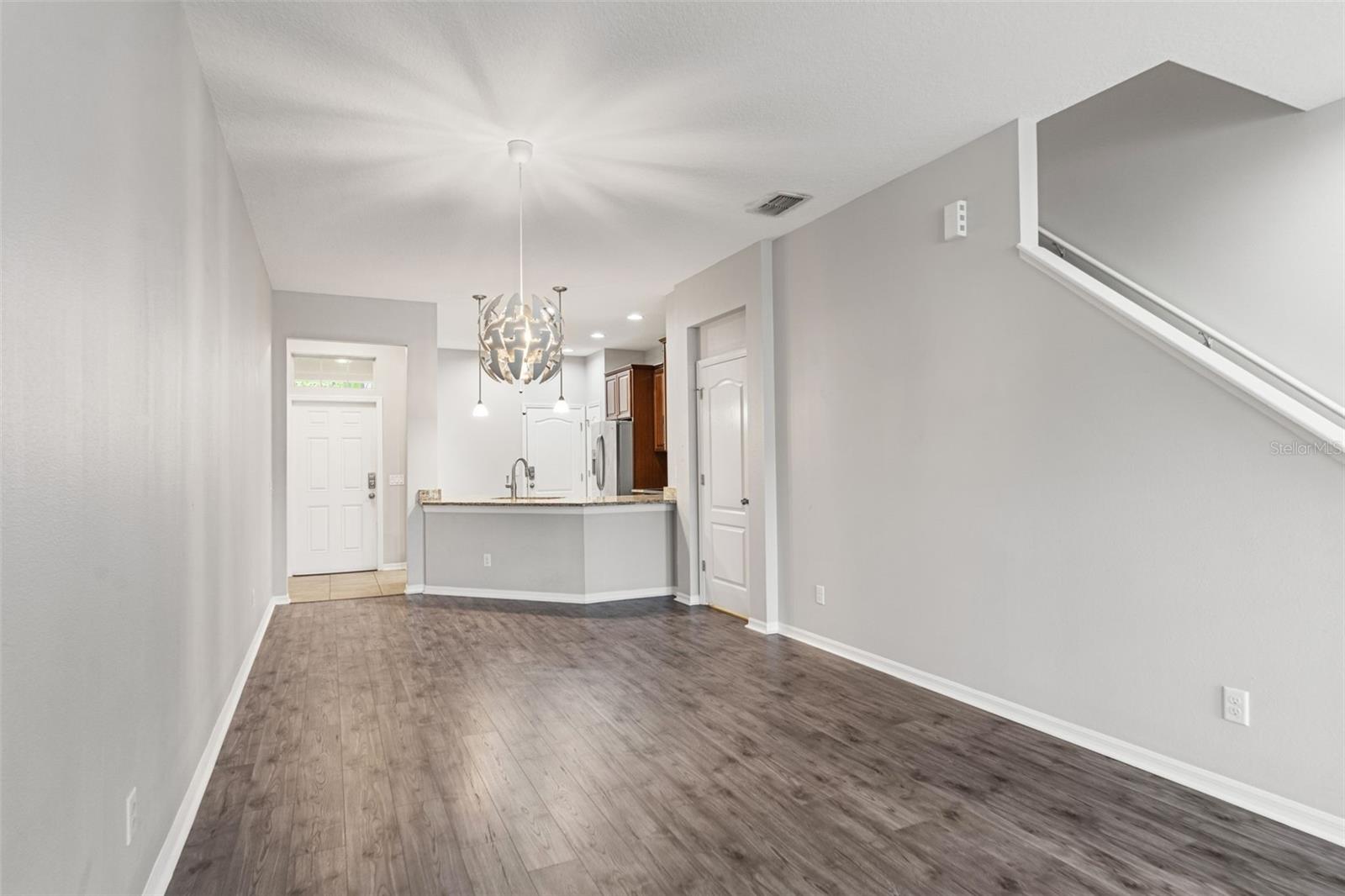 Image 7 of 35 For 12581 Streamdale Drive