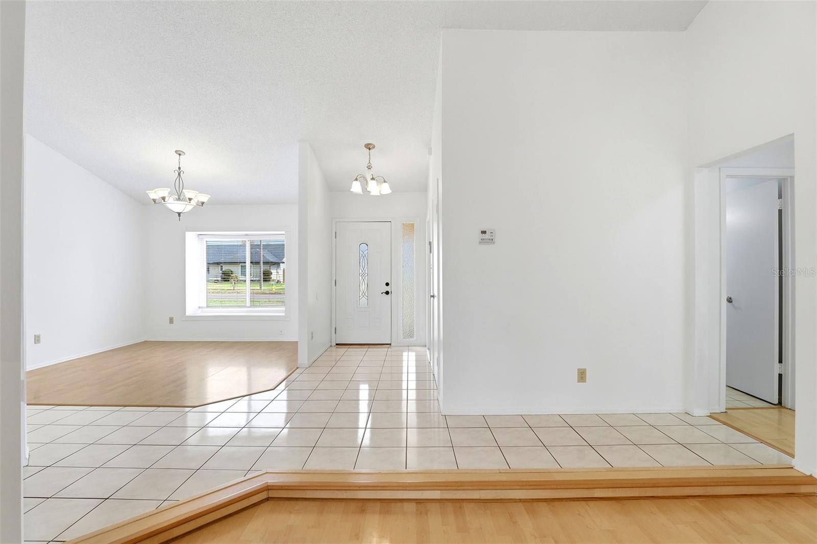 Image 10 of 35 For 1075 Condor Place