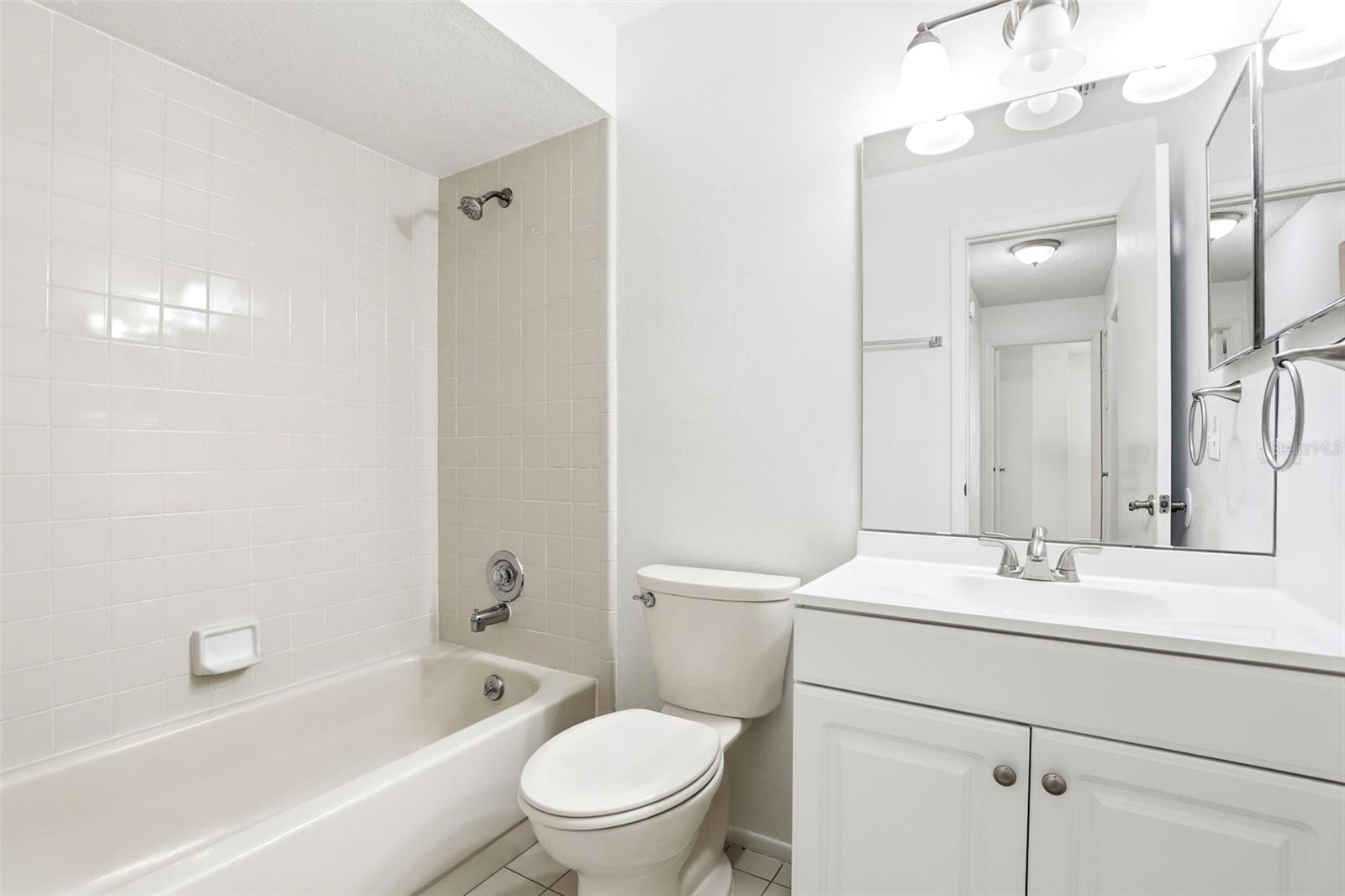 Image 27 of 35 For 1075 Condor Place