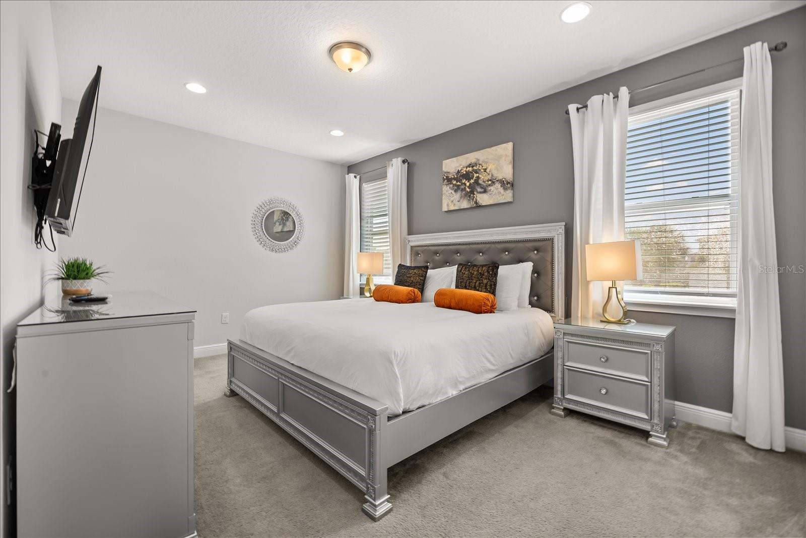 Image 15 of 52 For 7712 Graben Street