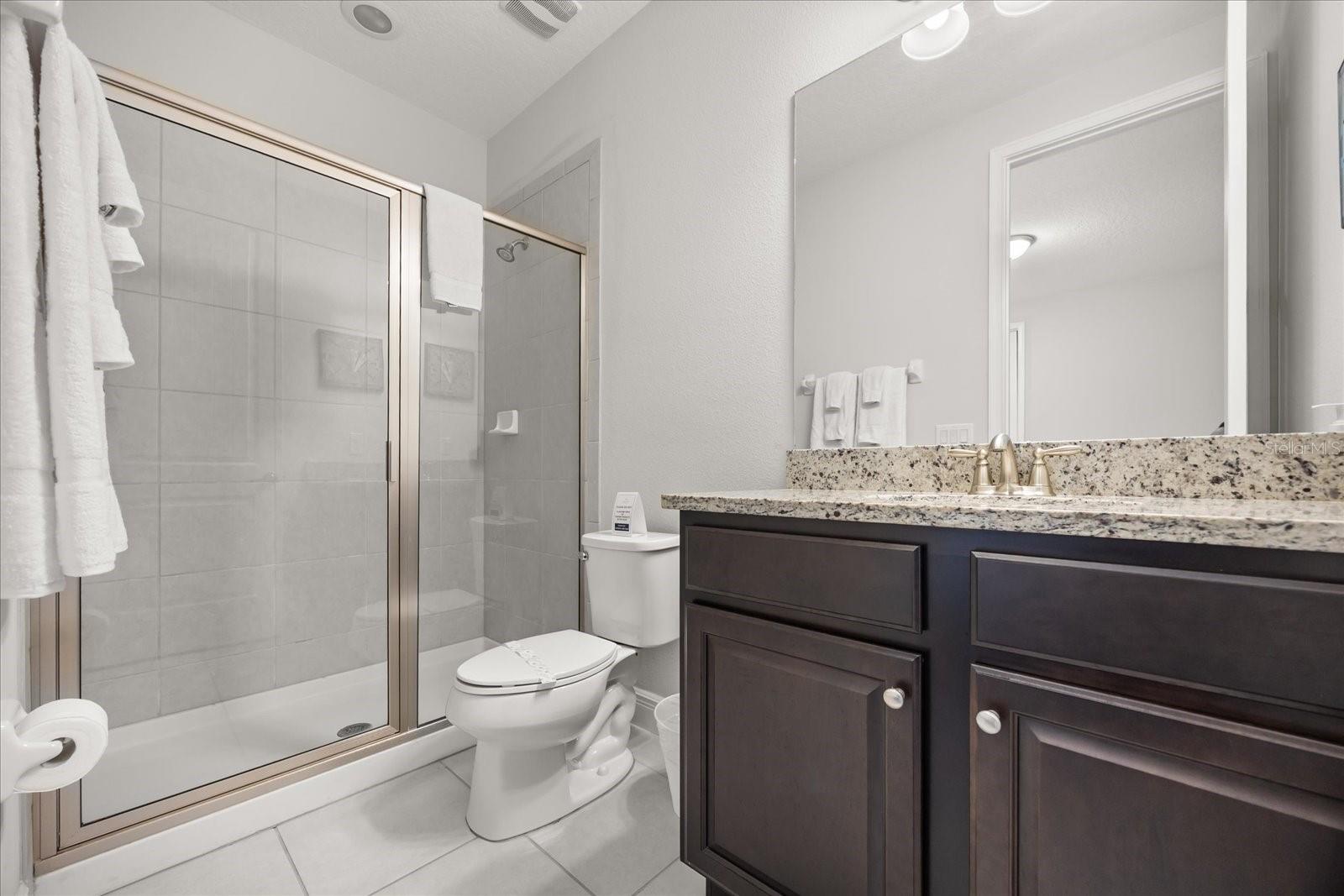 Image 21 of 52 For 7712 Graben Street