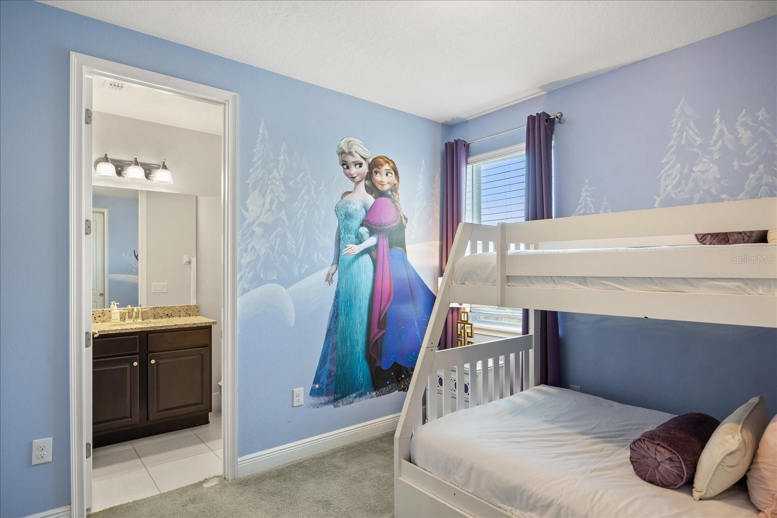 Image 23 of 52 For 7712 Graben Street