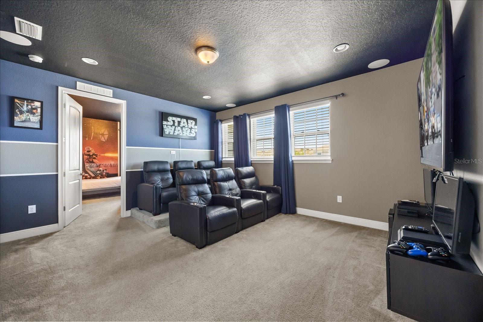 Image 31 of 52 For 7712 Graben Street