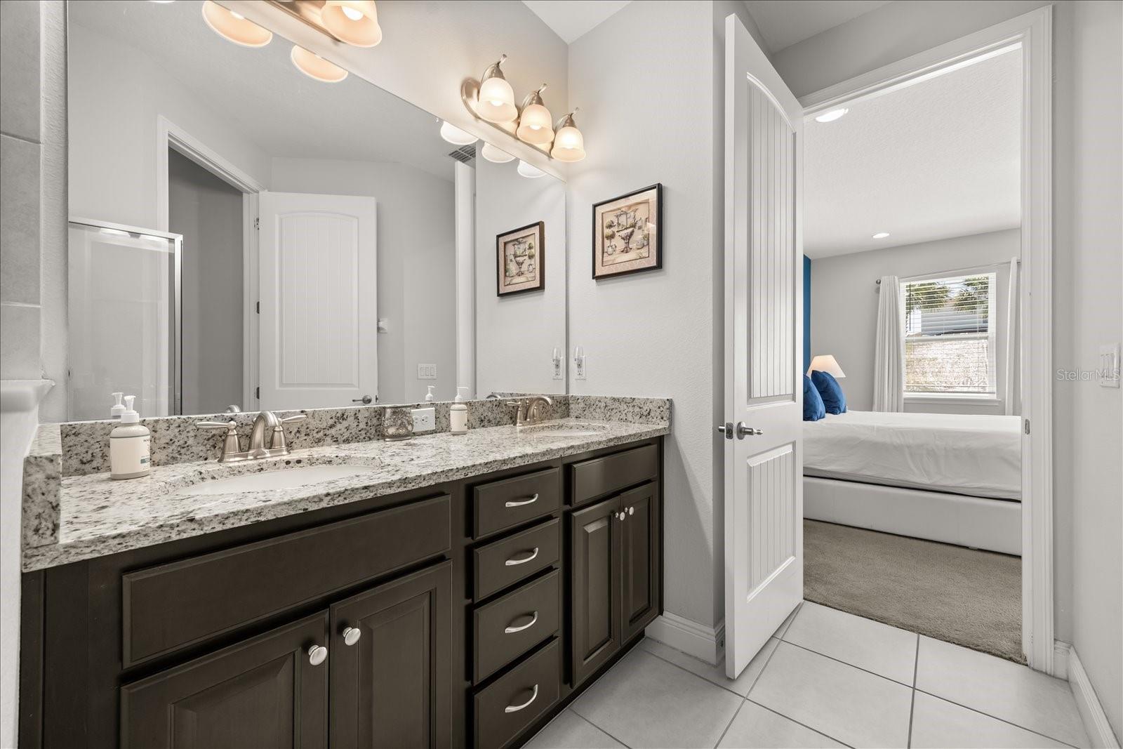 Image 37 of 52 For 7712 Graben Street