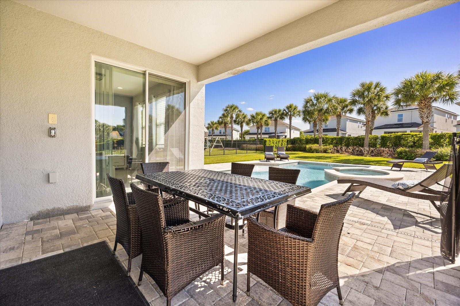 Image 40 of 52 For 7712 Graben Street