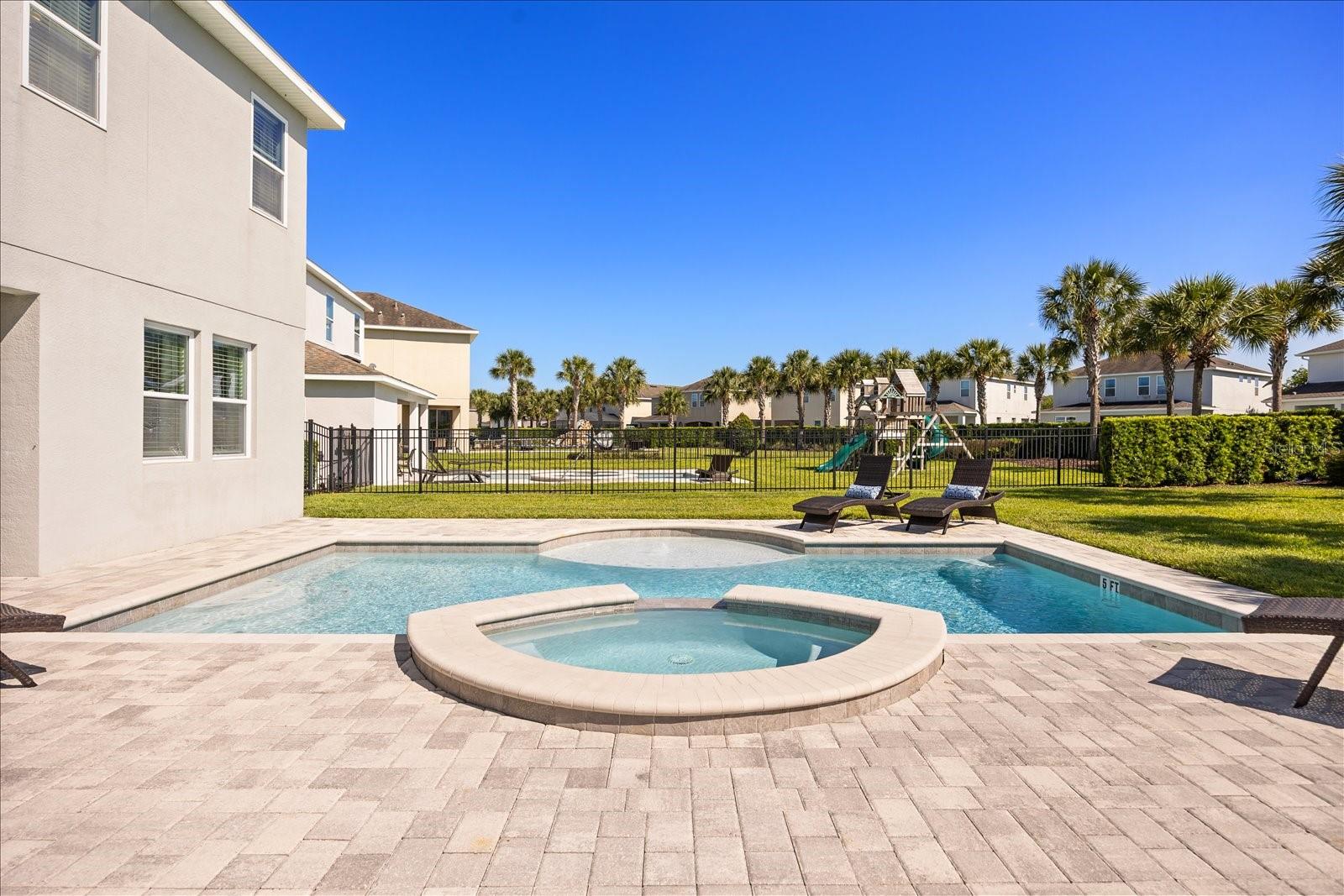 Image 41 of 52 For 7712 Graben Street