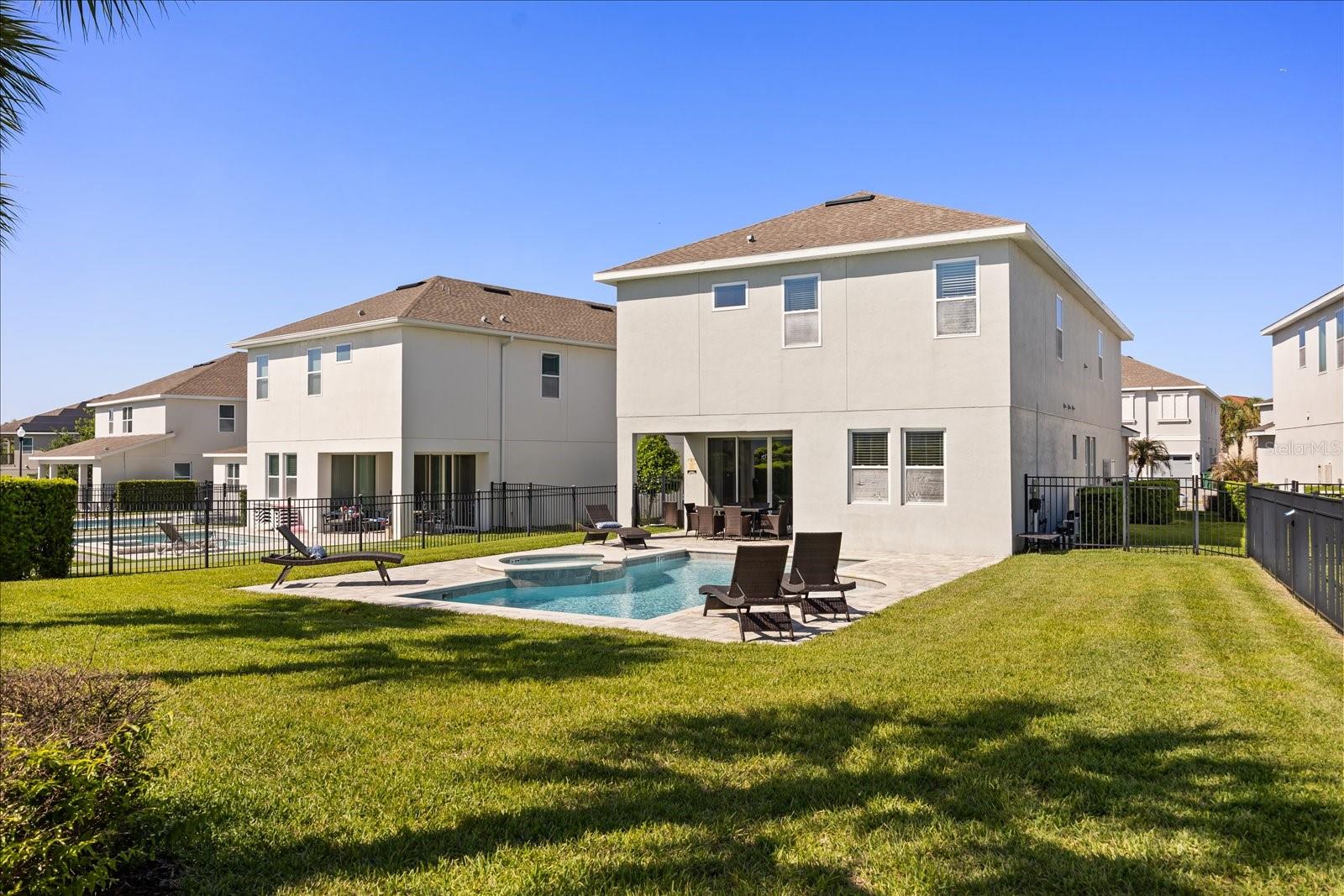 Image 43 of 52 For 7712 Graben Street