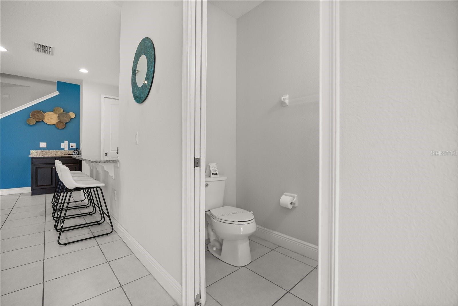 Image 9 of 52 For 7712 Graben Street