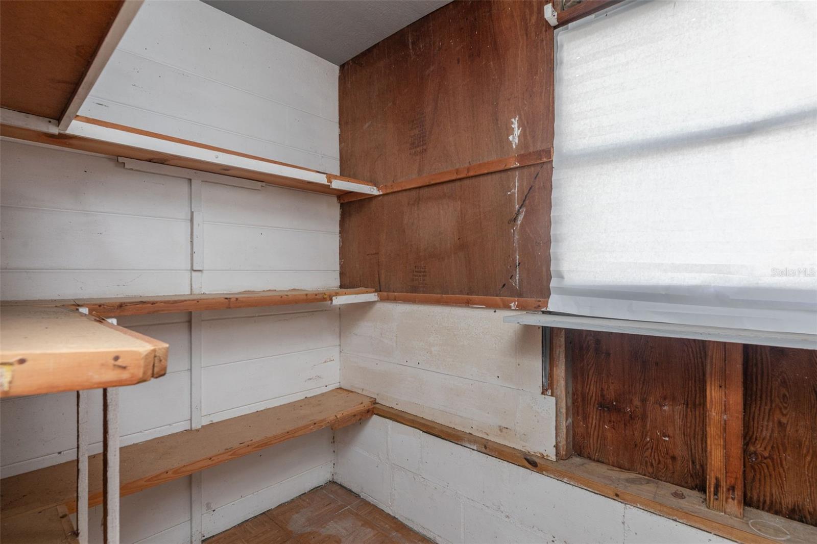 Image 27 of 34 For 11343 87th Avenue