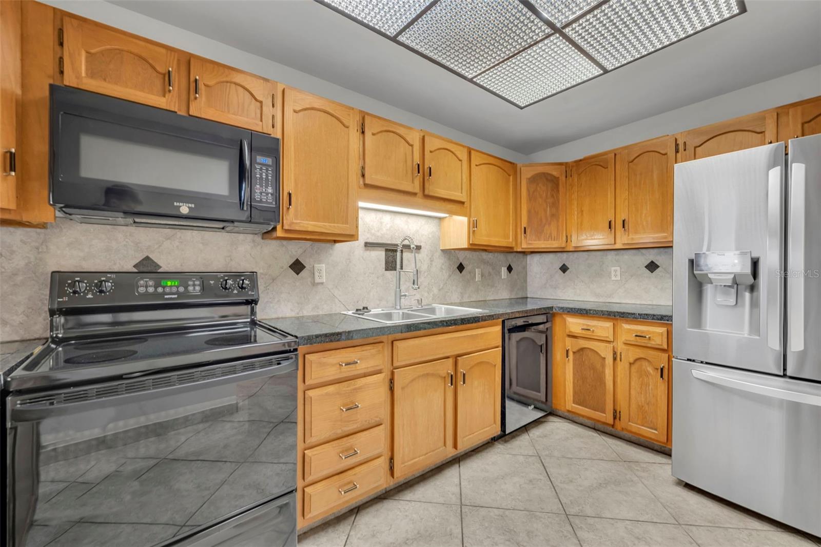 Image 15 of 27 For 300 Carolina Avenue 207