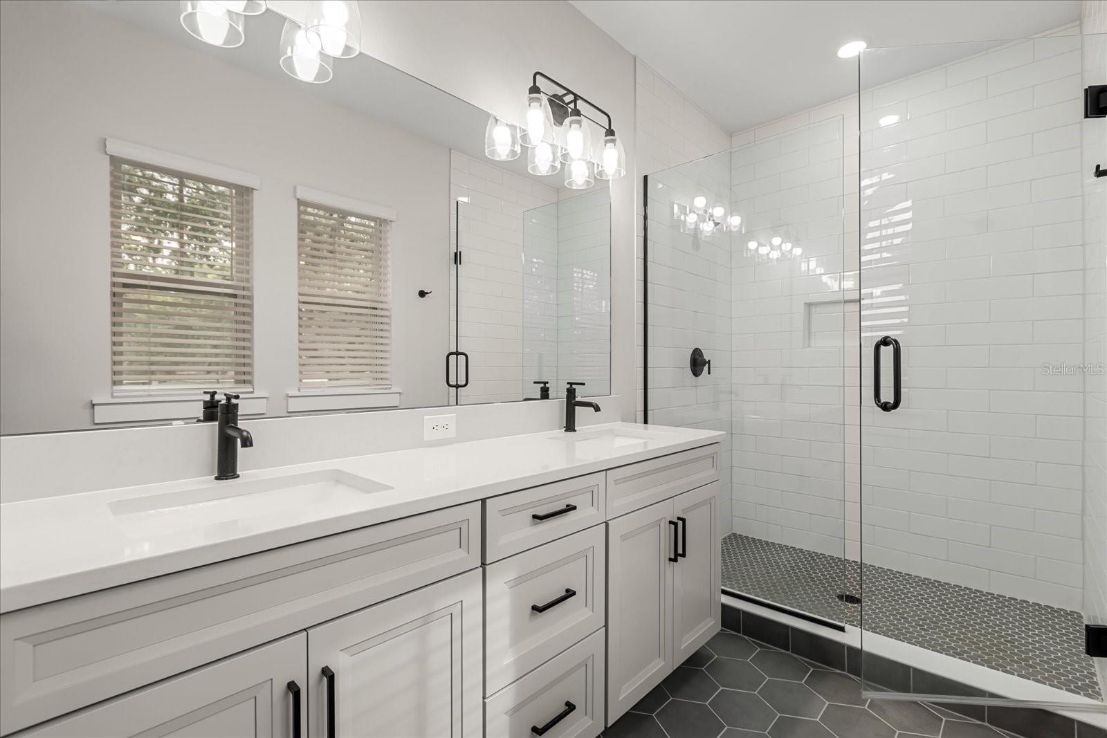 Image 23 of 28 For 2302 Depauw Avenue