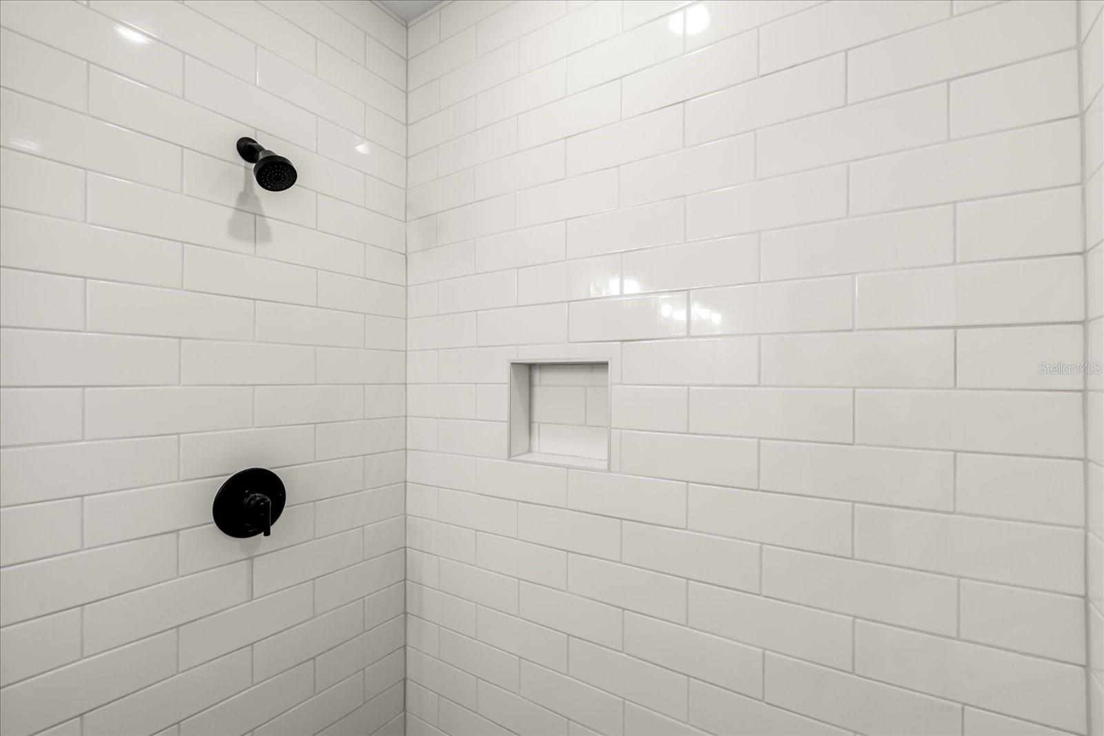 Image 24 of 28 For 2302 Depauw Avenue