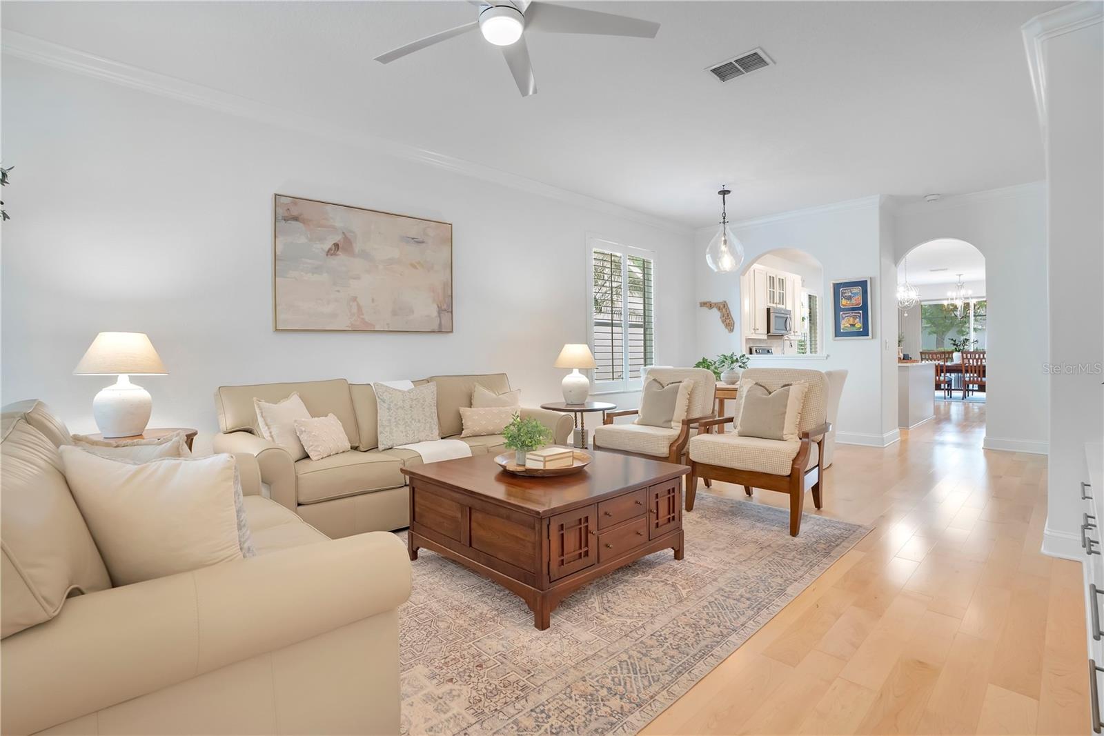 Image 6 of 45 For 337 Sunset Oaks Rd