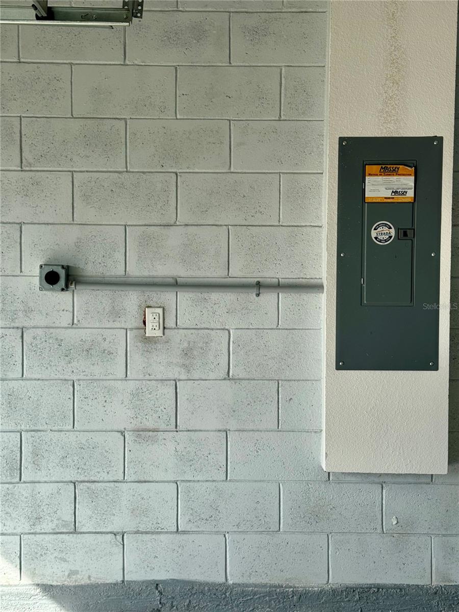 Image 22 of 23 For 217 Fiddlewood Court