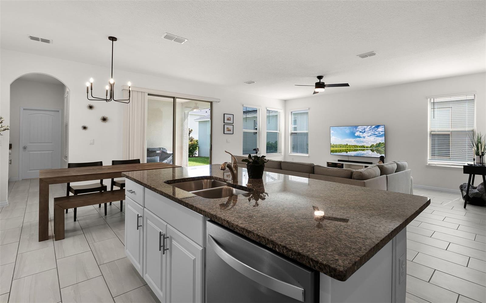 Image 12 of 59 For 13617 Salamander Street