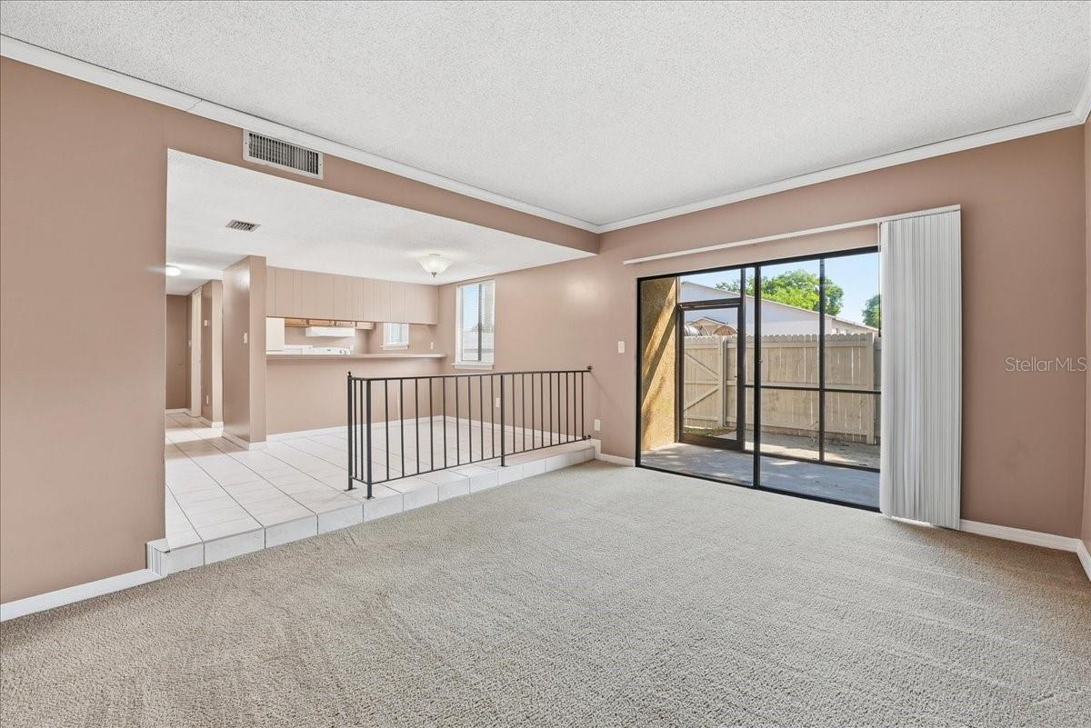 Image 3 of 16 For 1428 Oak Place C