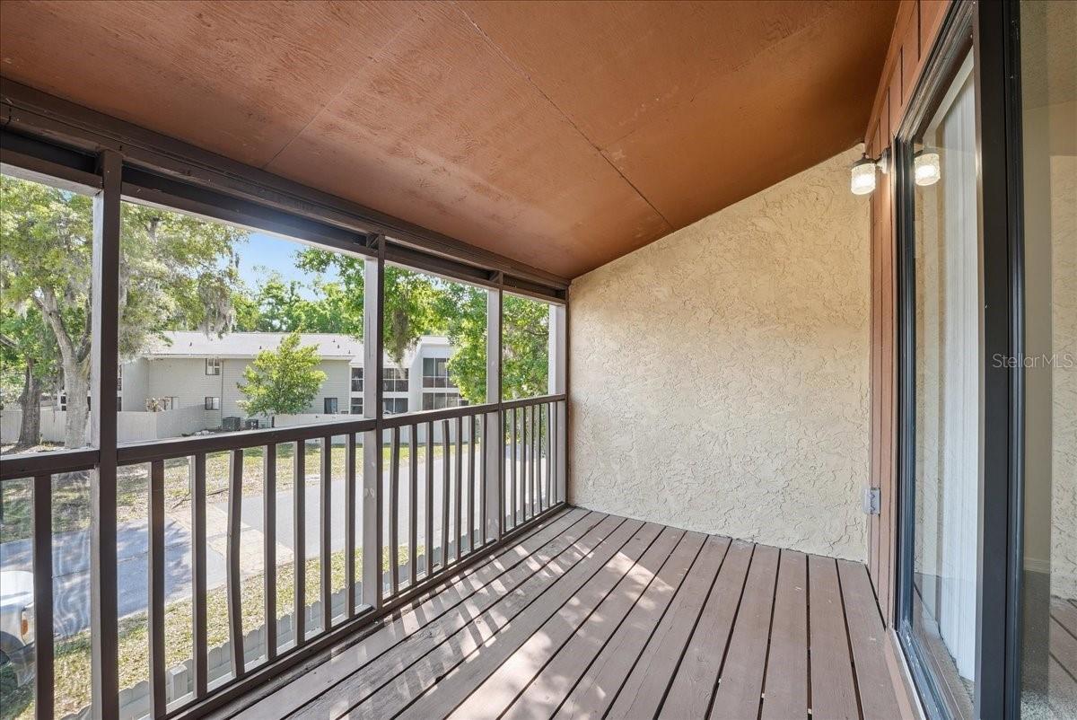 Image 8 of 16 For 1428 Oak Place C