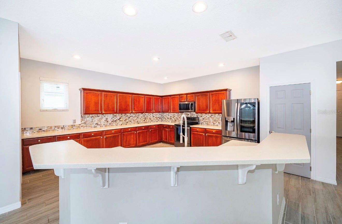 Image 12 of 31 For 14467 Golden Rain Tree Boulevard