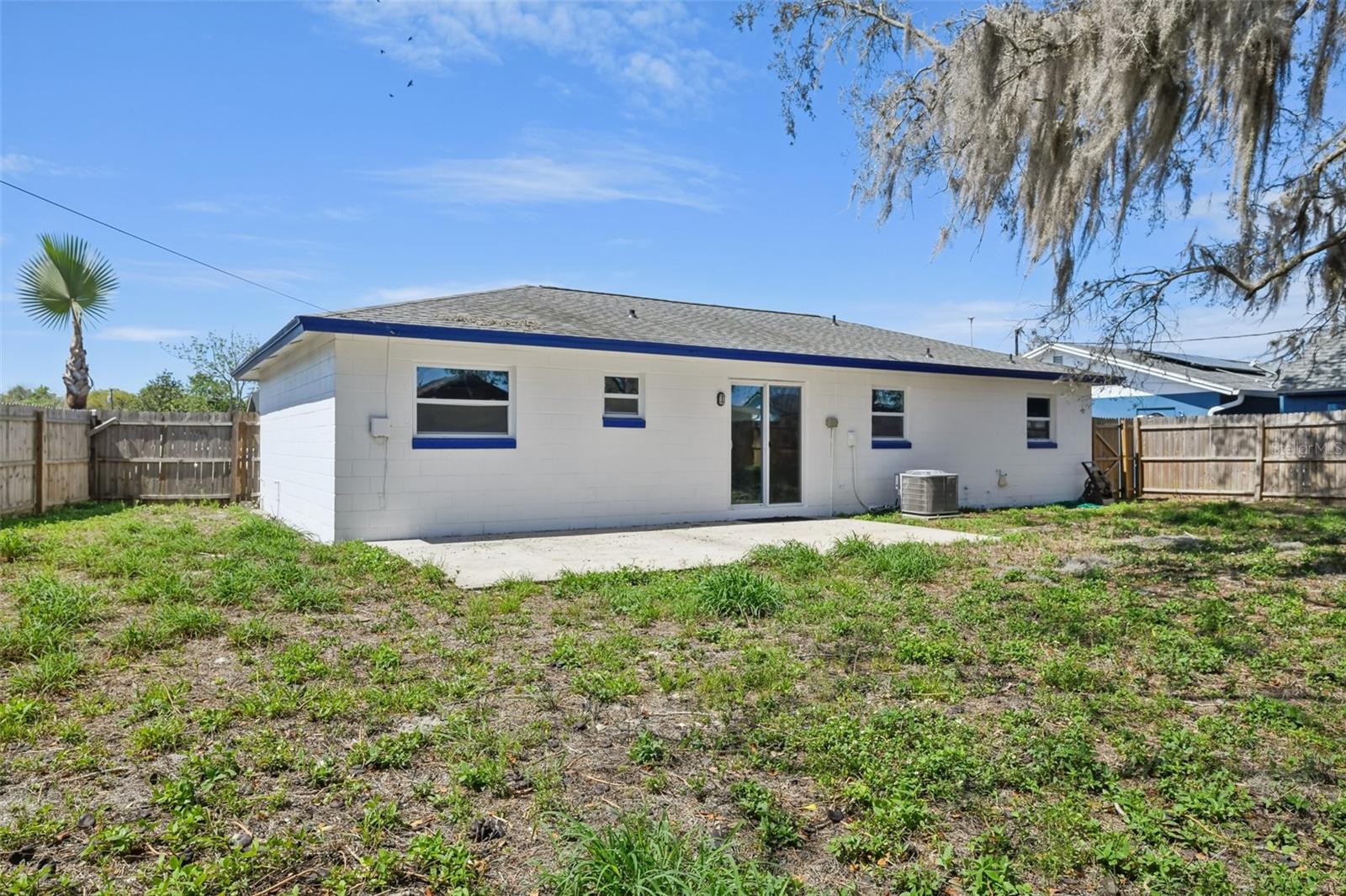 Image 21 of 26 For 2313 Fleet Circle