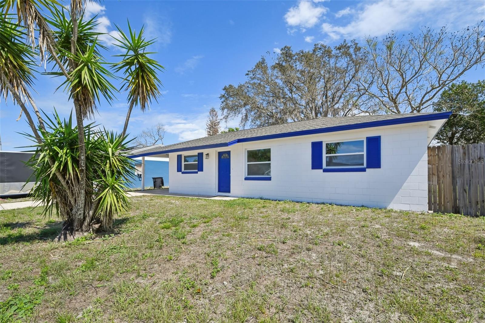 Image 3 of 26 For 2313 Fleet Circle