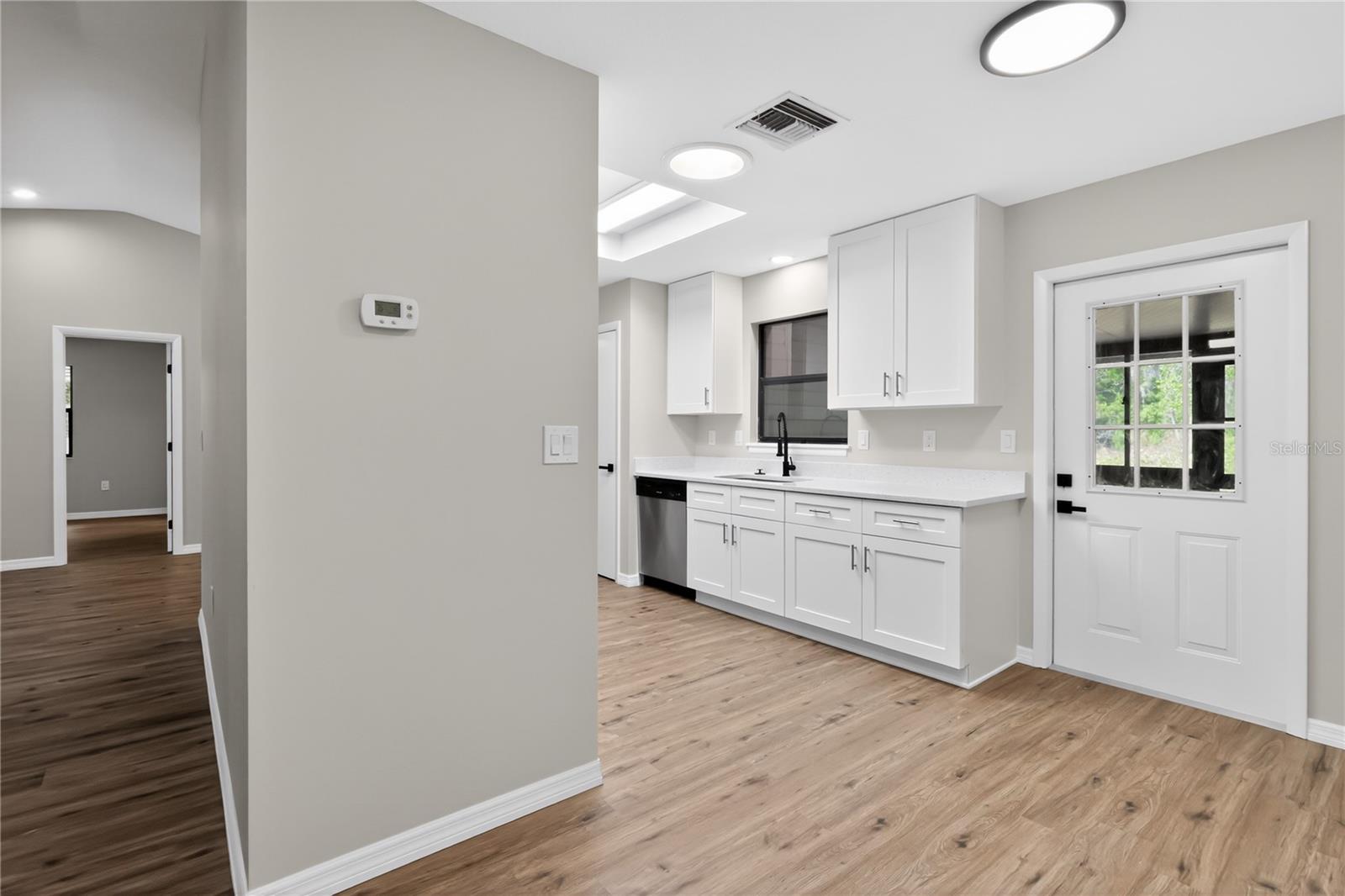 Image 10 of 35 For 1416 Orkney Drive