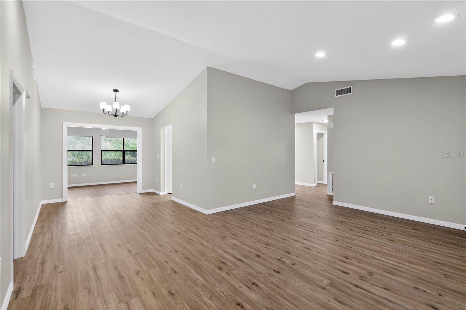 Image 14 of 35 For 1416 Orkney Drive