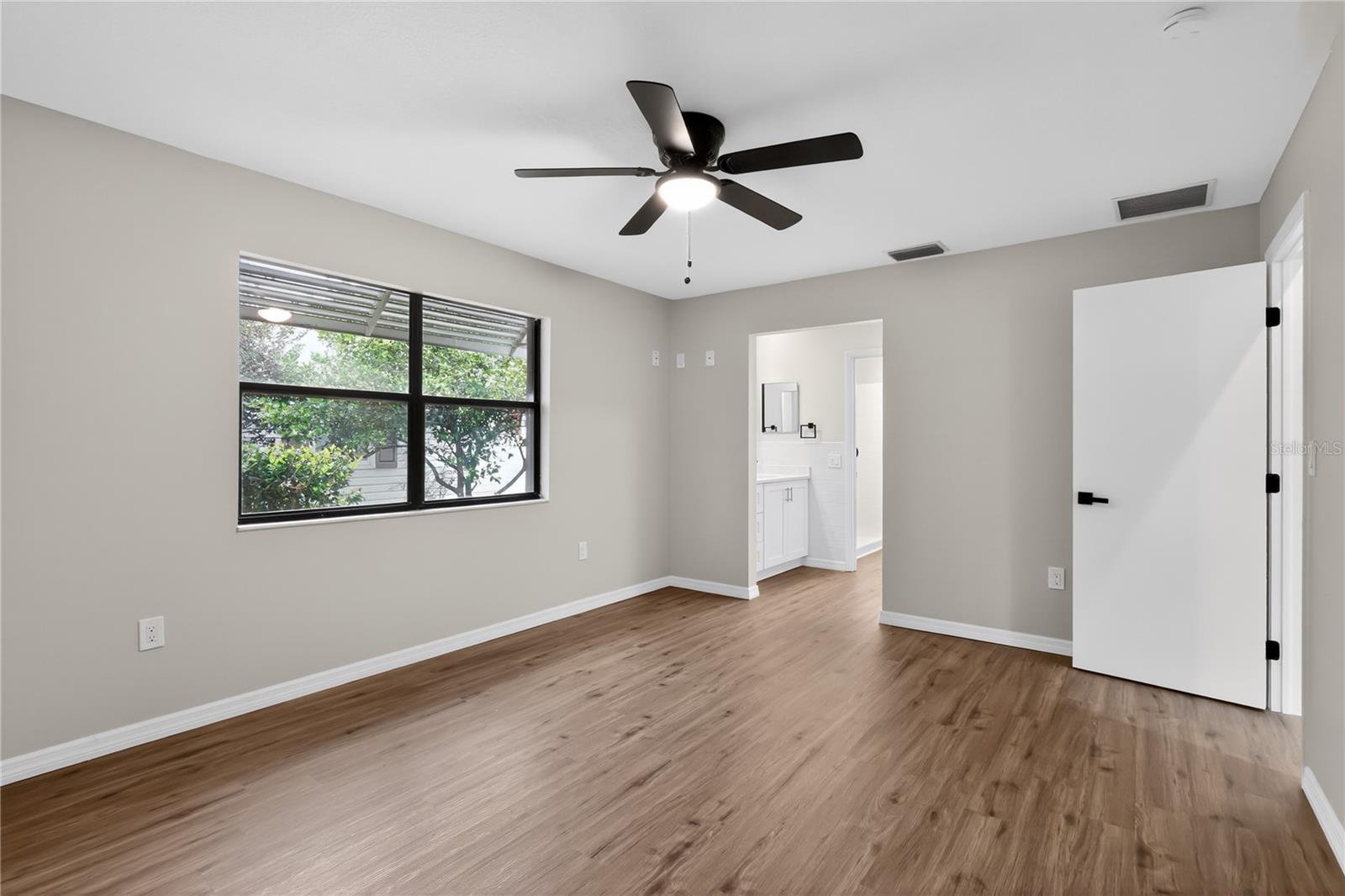 Image 19 of 35 For 1416 Orkney Drive