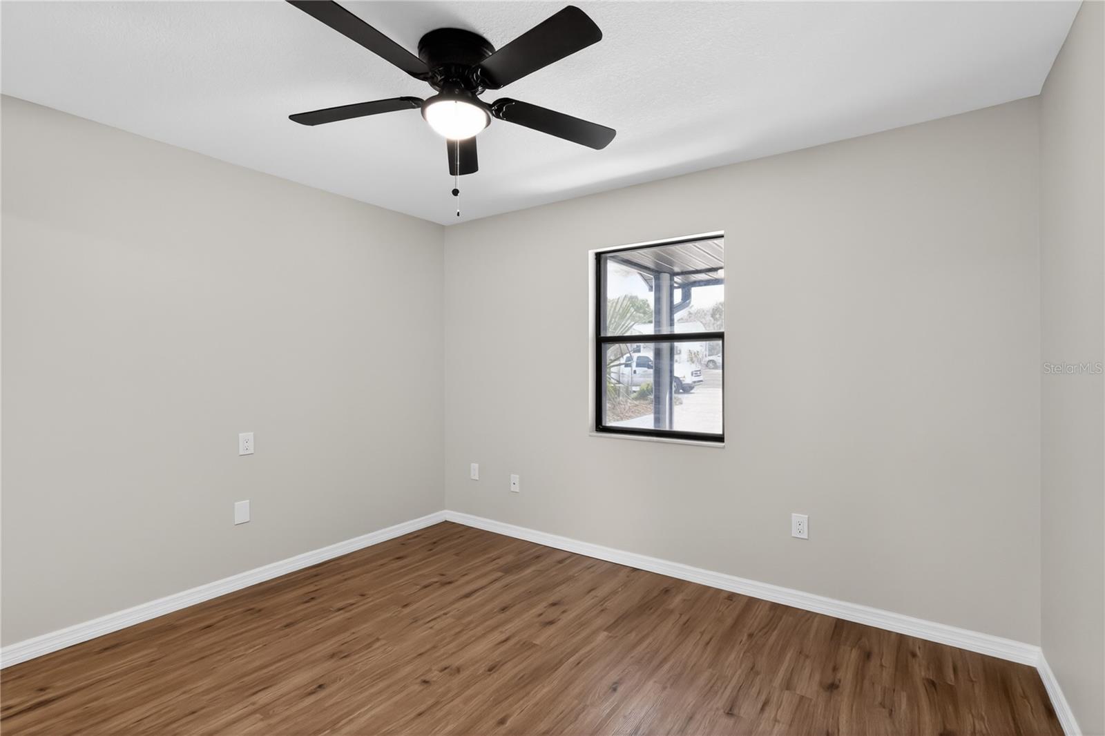 Image 21 of 35 For 1416 Orkney Drive