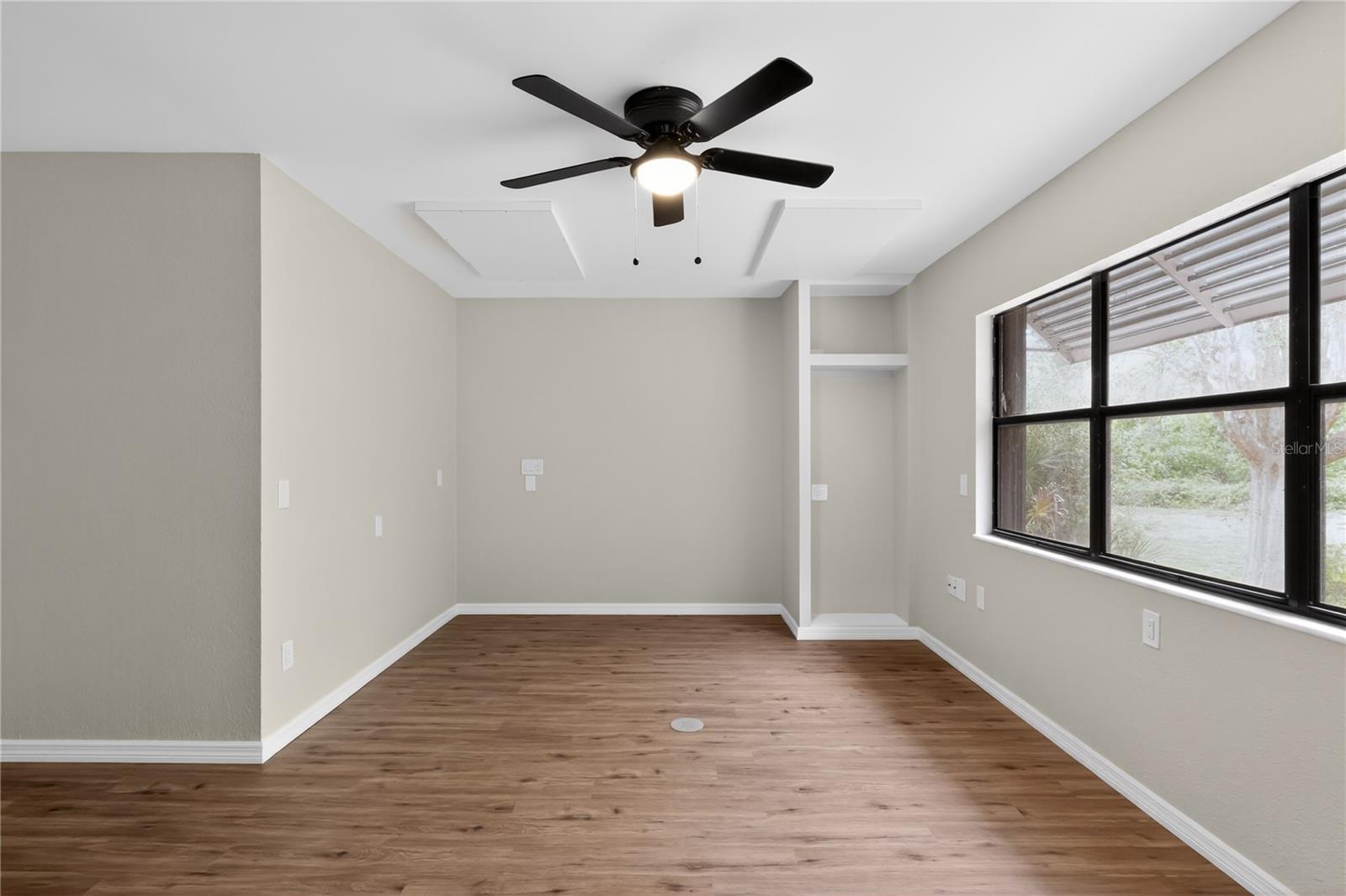 Image 27 of 35 For 1416 Orkney Drive