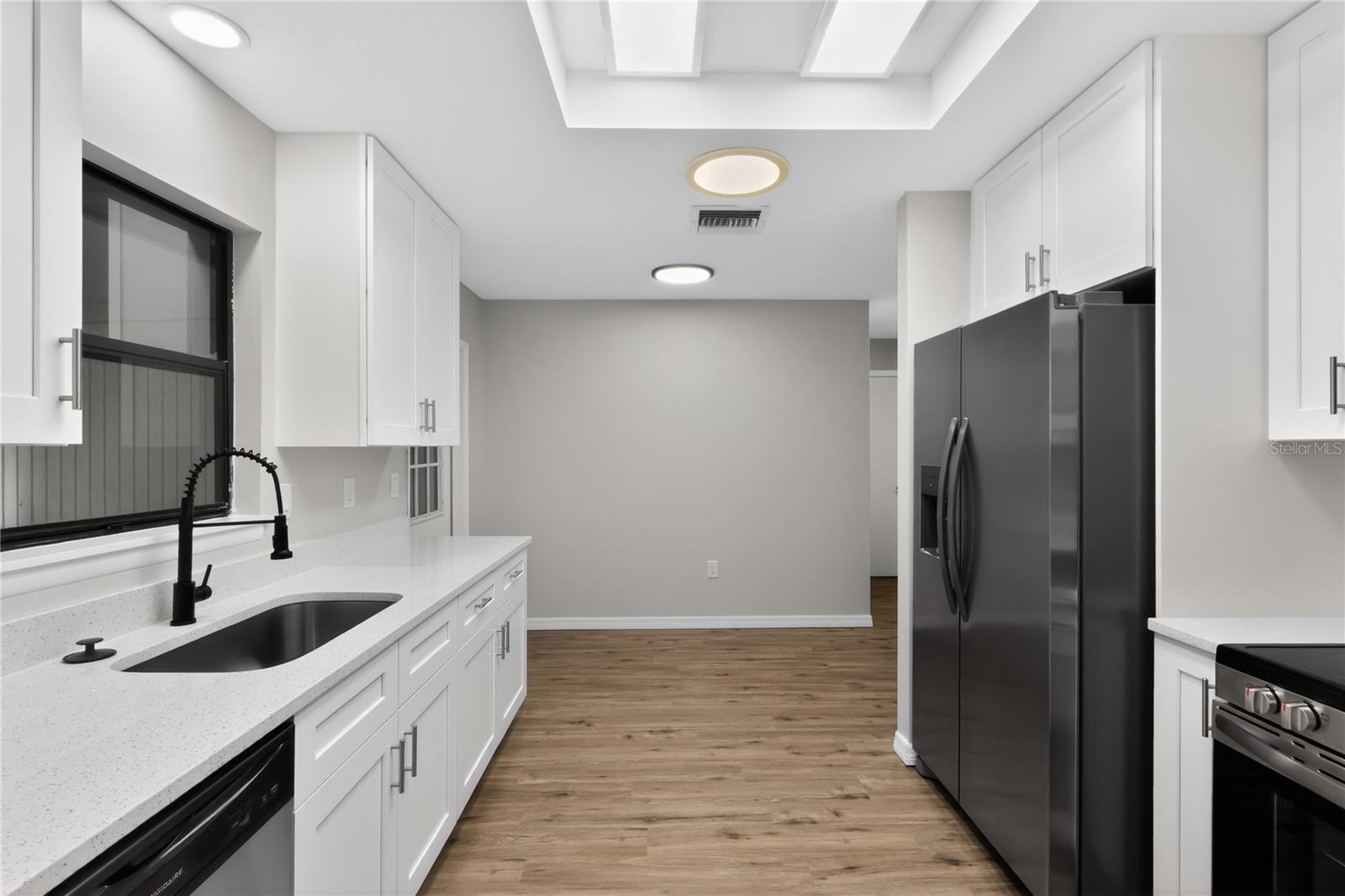 Image 6 of 35 For 1416 Orkney Drive