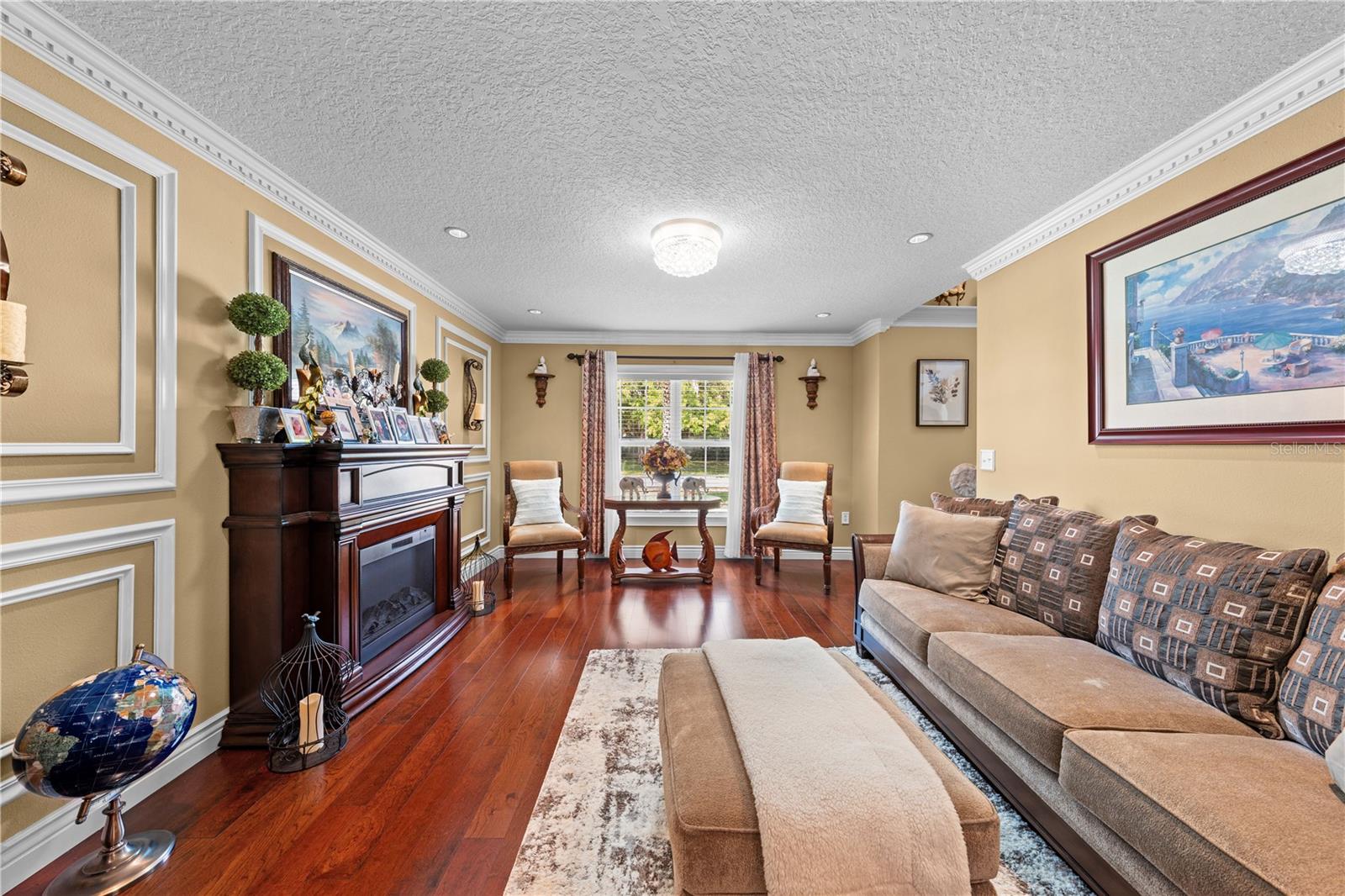 Image 11 of 75 For 6107 Waterfield Way