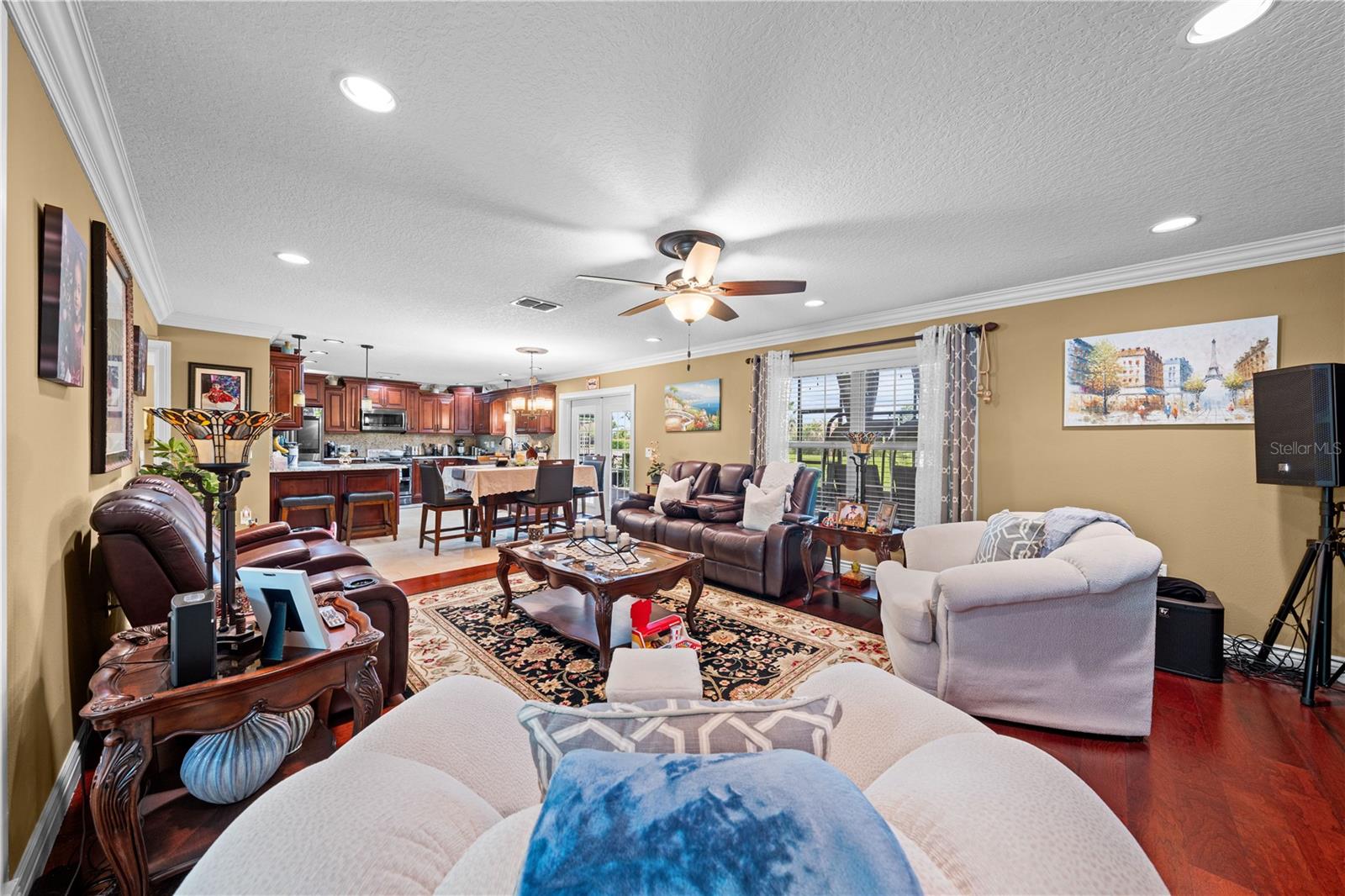 Image 13 of 75 For 6107 Waterfield Way