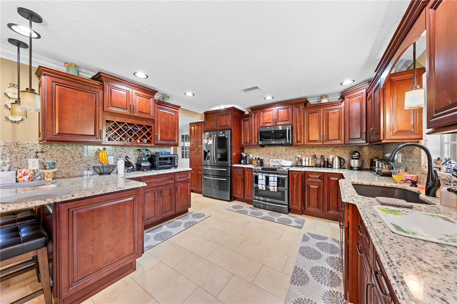 Image 20 of 75 For 6107 Waterfield Way