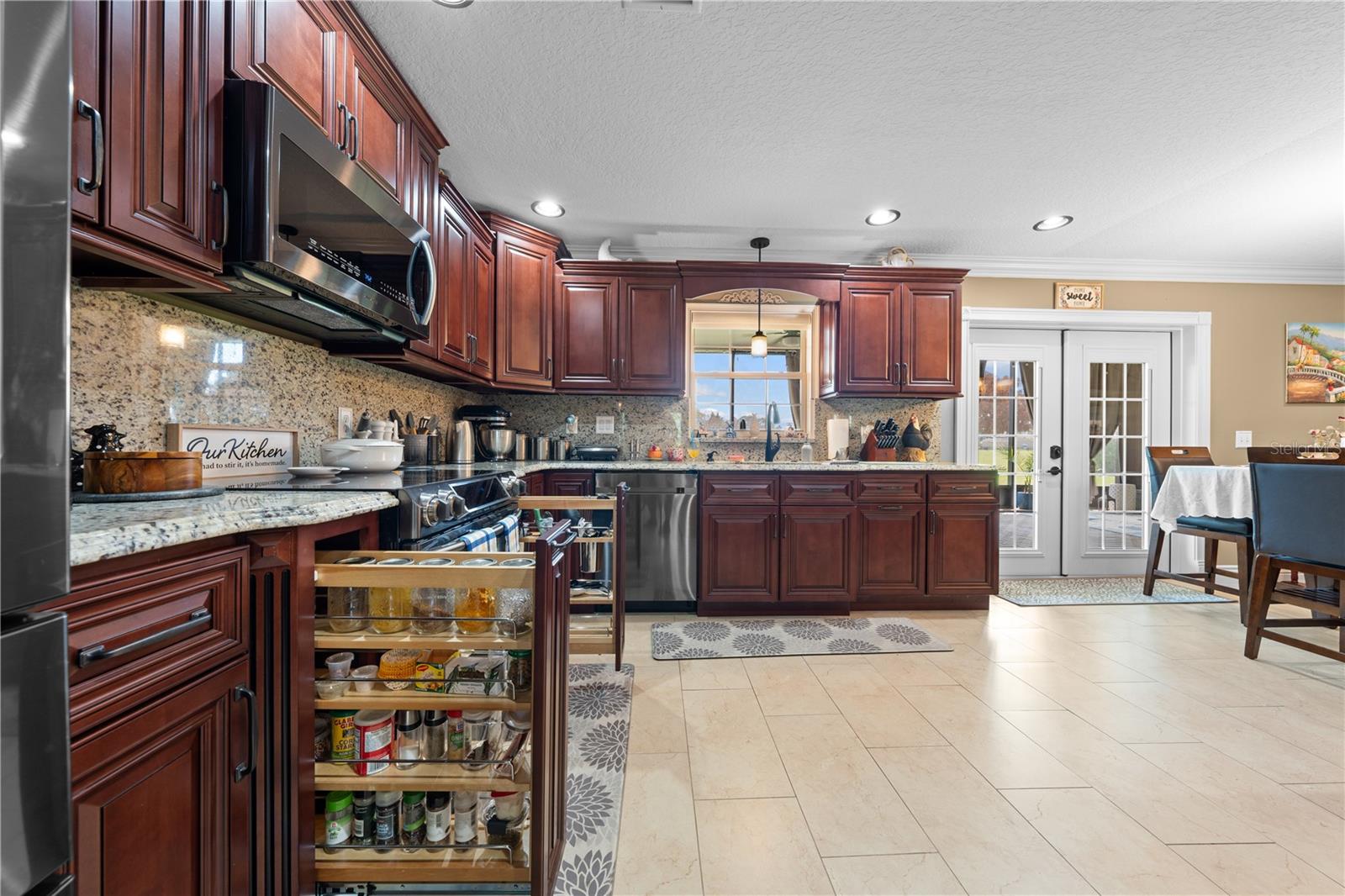 Image 24 of 75 For 6107 Waterfield Way