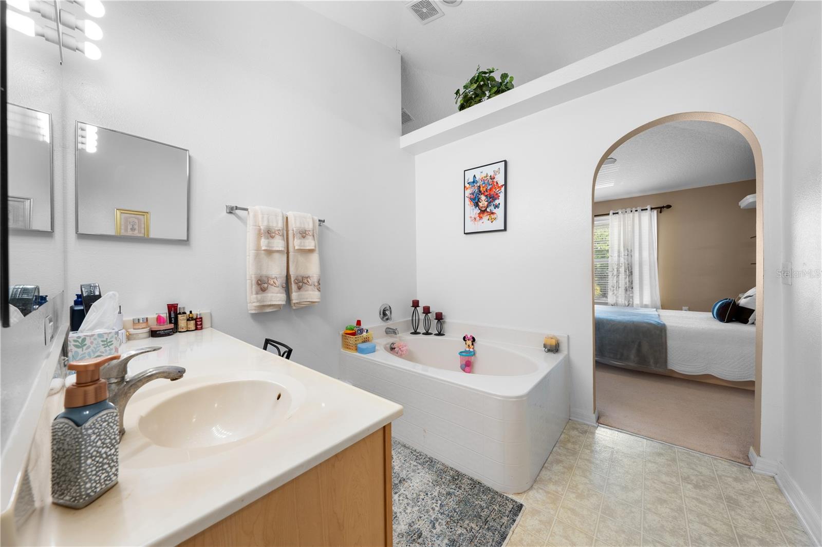 Image 45 of 75 For 6107 Waterfield Way