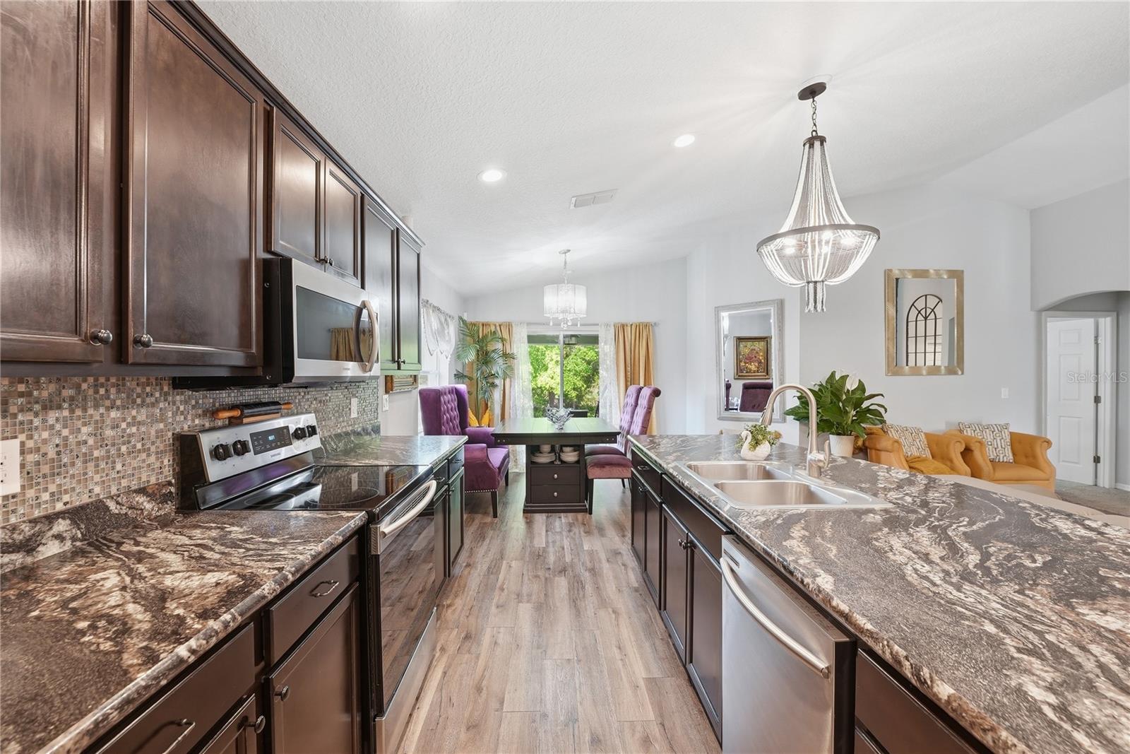 Image 13 of 38 For 3468 Barina Street