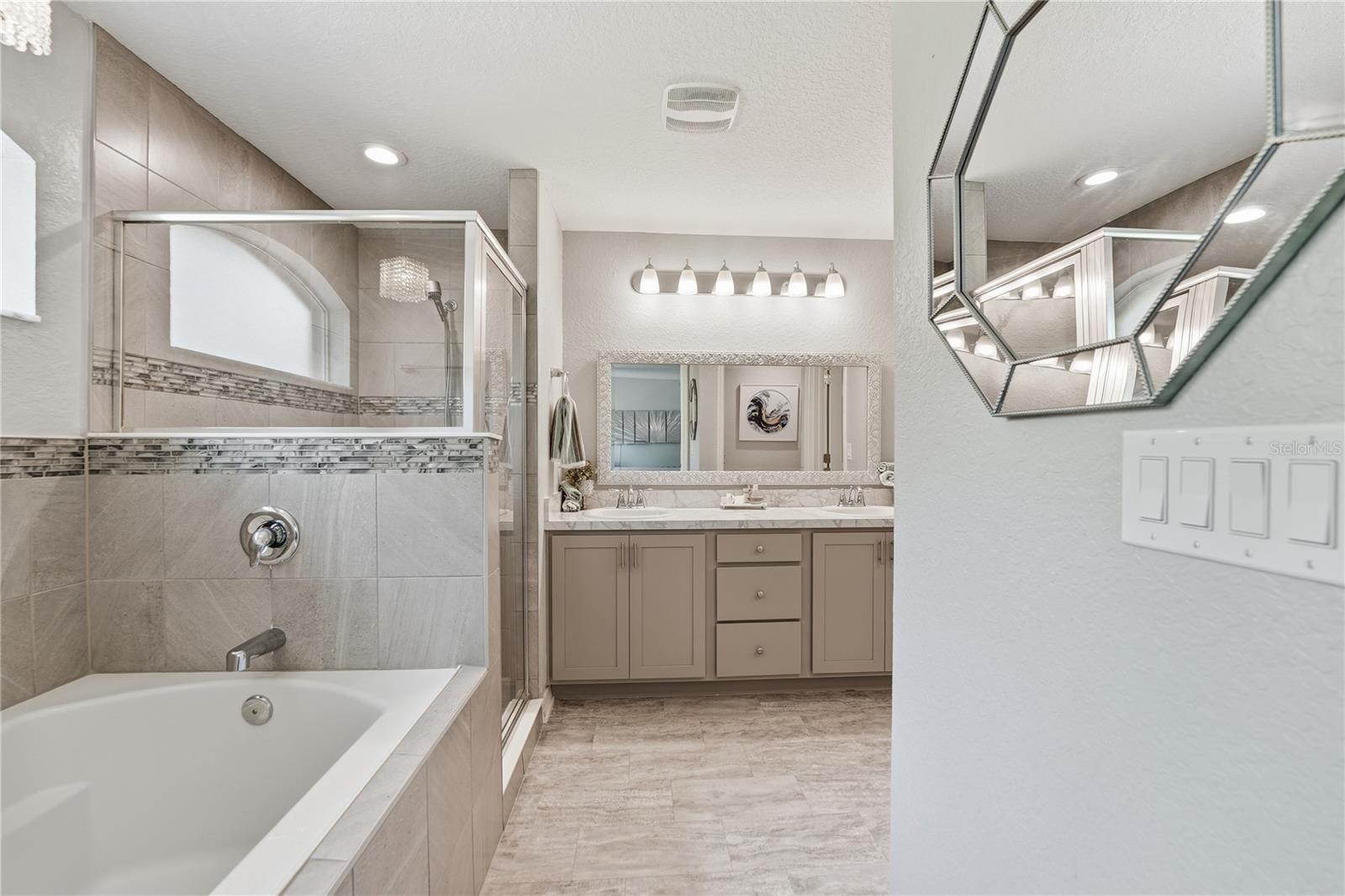 Image 25 of 38 For 3468 Barina Street