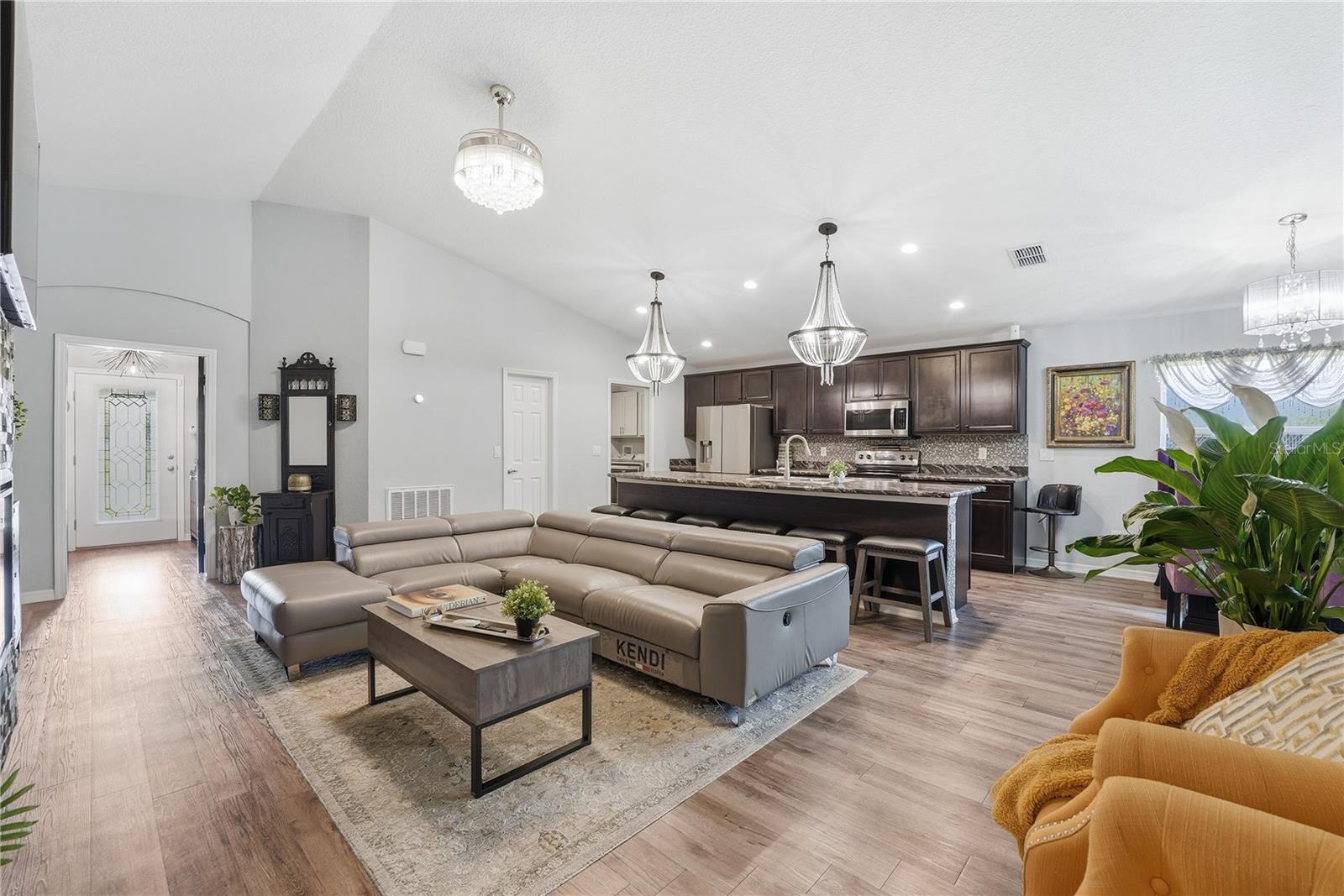 Image 9 of 38 For 3468 Barina Street