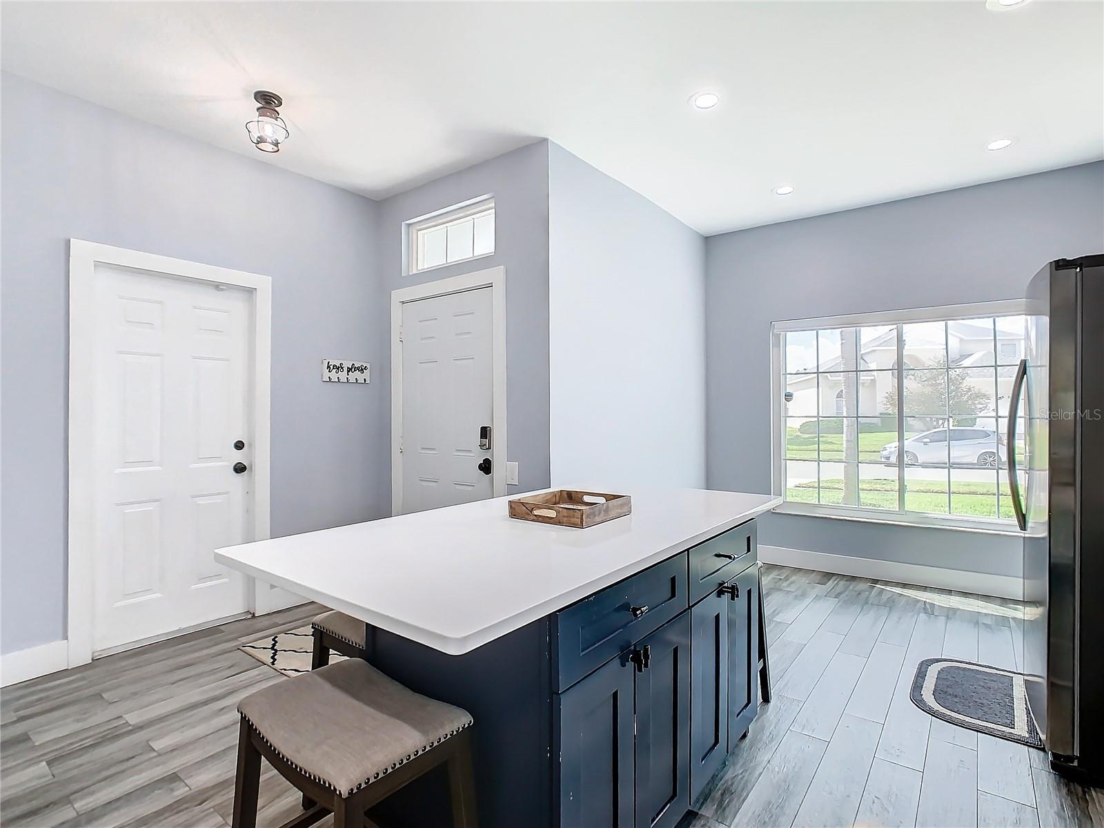 Image 11 of 67 For 8050 King Palm Circle