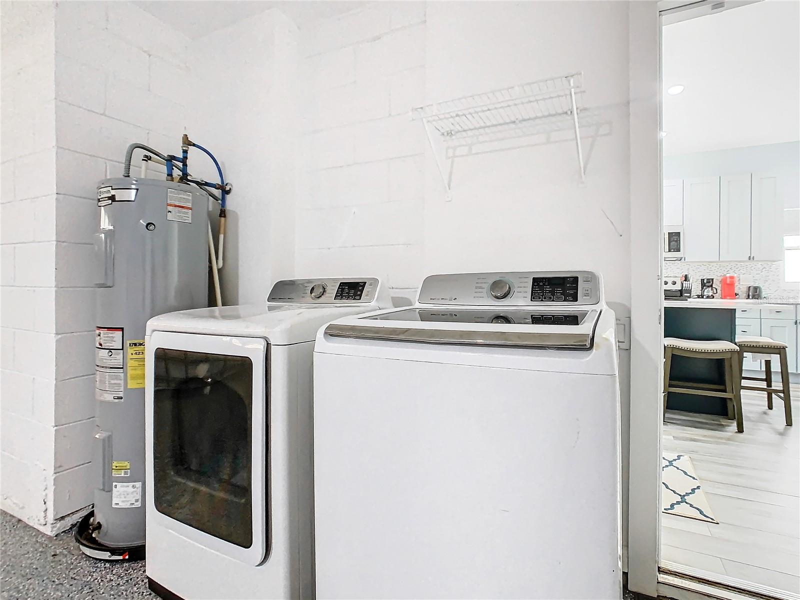 Image 43 of 67 For 8050 King Palm Circle