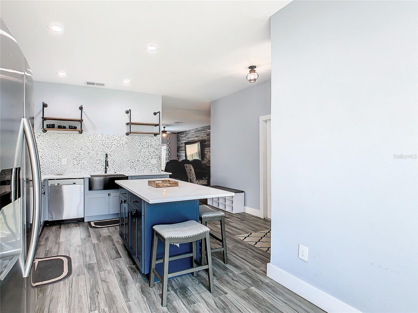 Image 8 of 67 For 8050 King Palm Circle