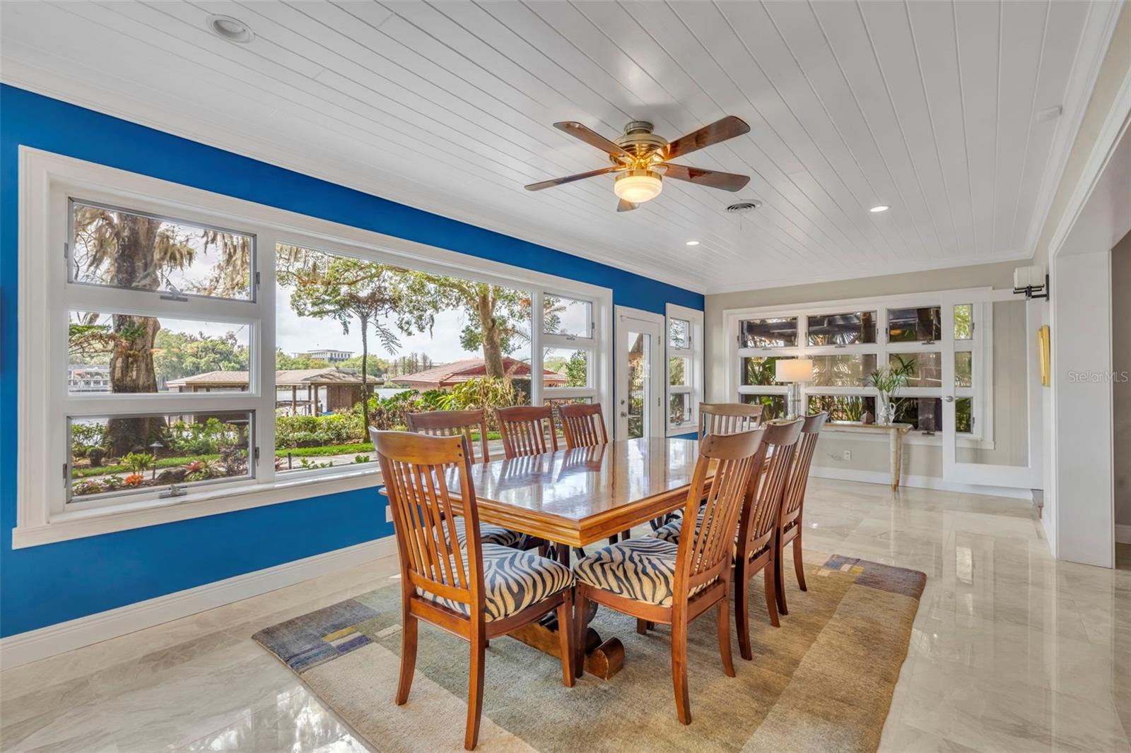 Image 11 of 59 For 1416 Lake Shore Drive