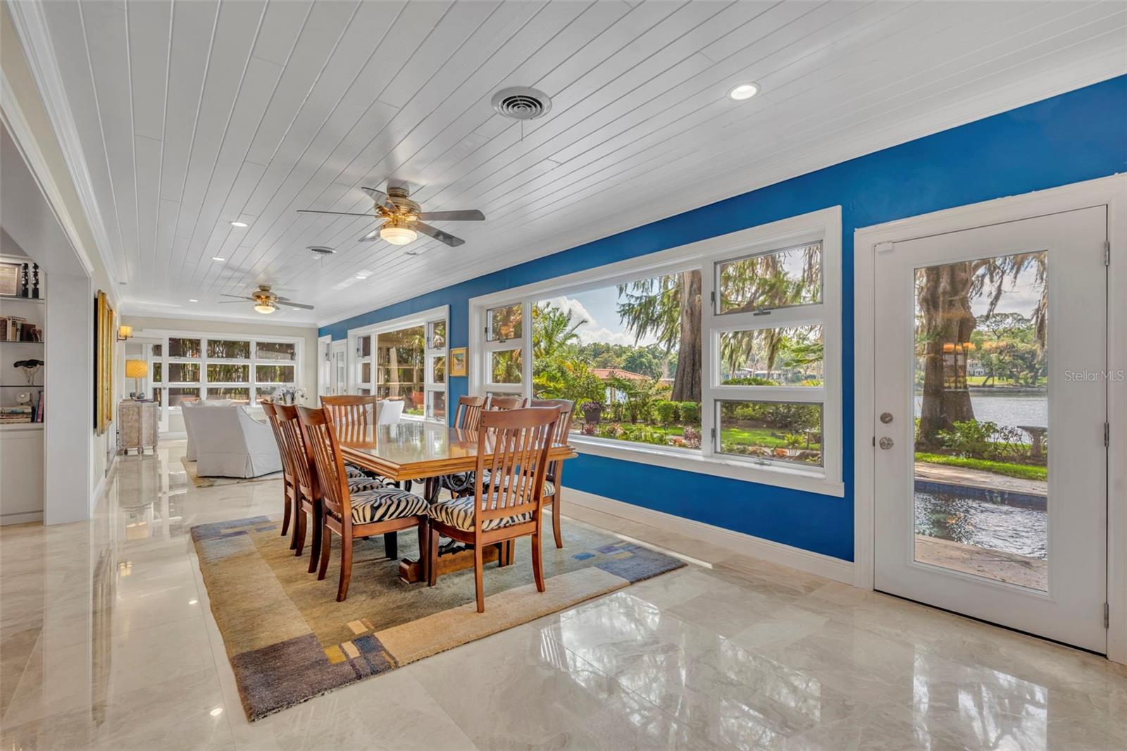 Image 12 of 59 For 1416 Lake Shore Drive