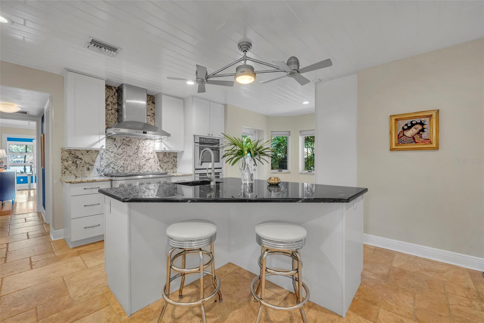 Image 18 of 59 For 1416 Lake Shore Drive