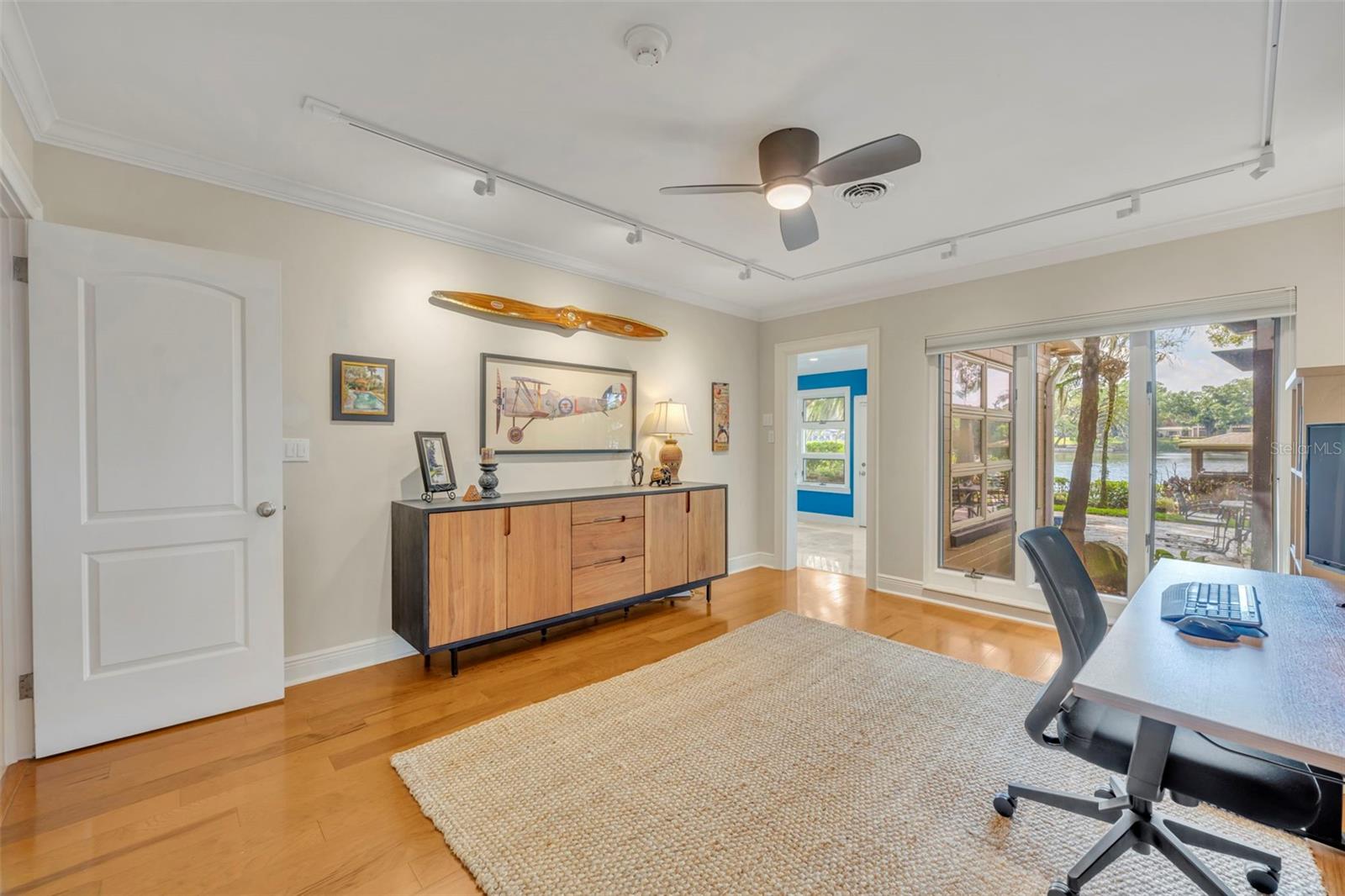 Image 25 of 59 For 1416 Lake Shore Drive