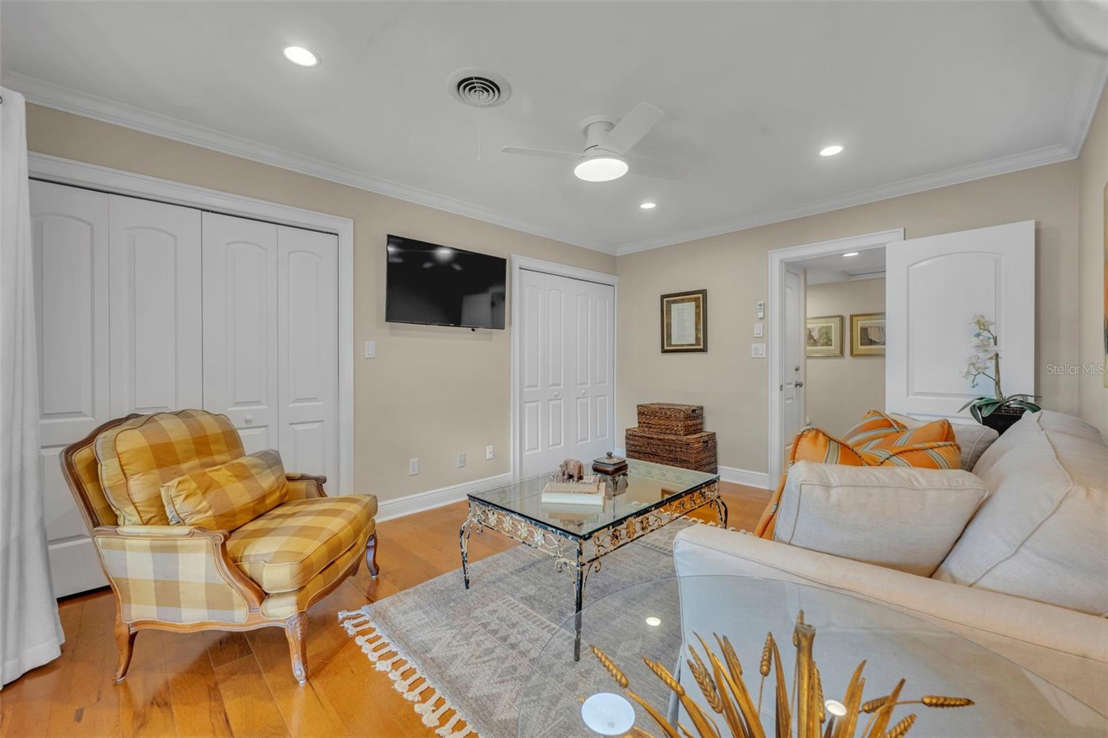 Image 36 of 59 For 1416 Lake Shore Drive